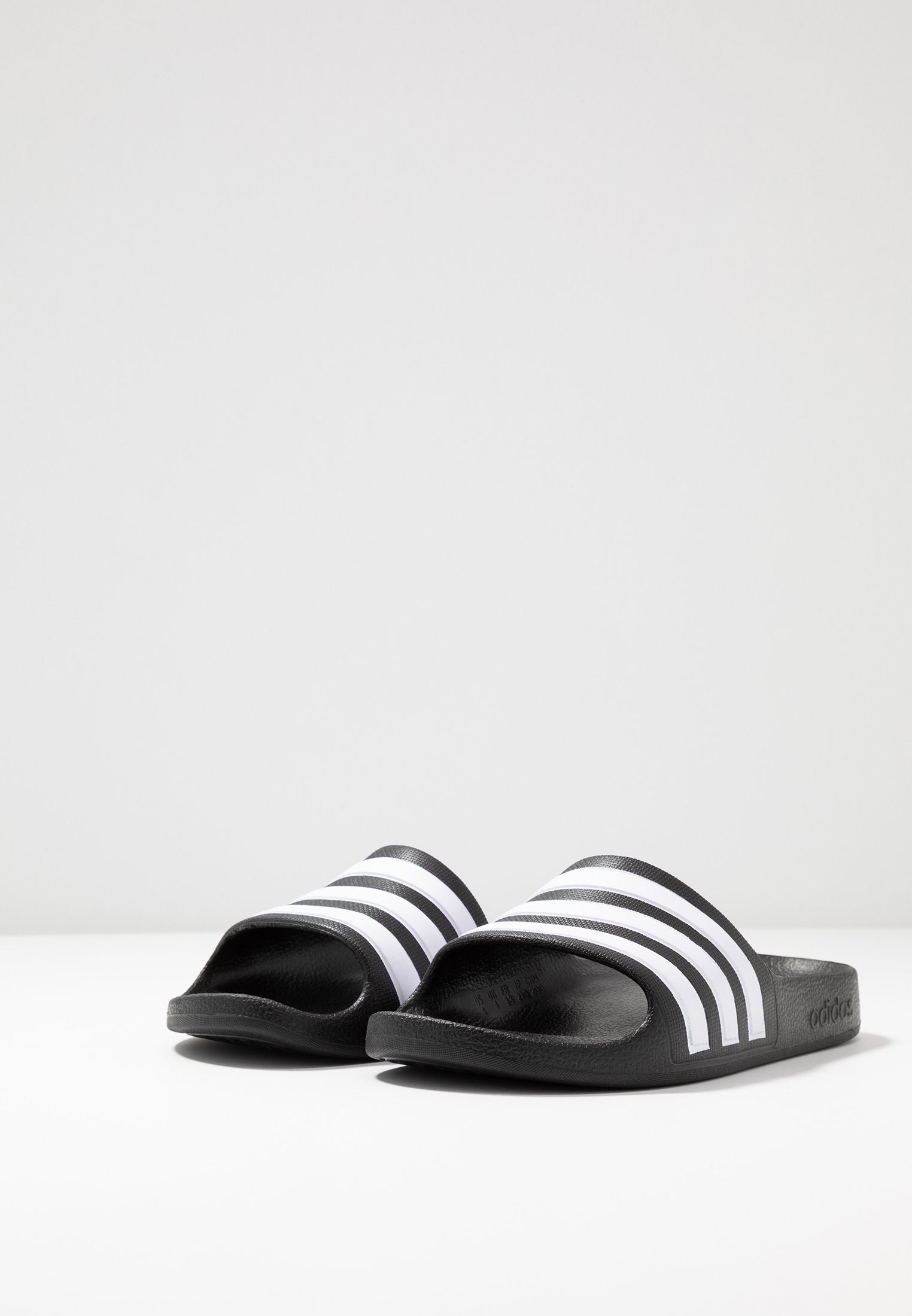 ADILETTE AQUA UNISEX - Claquettes de piscine - core black