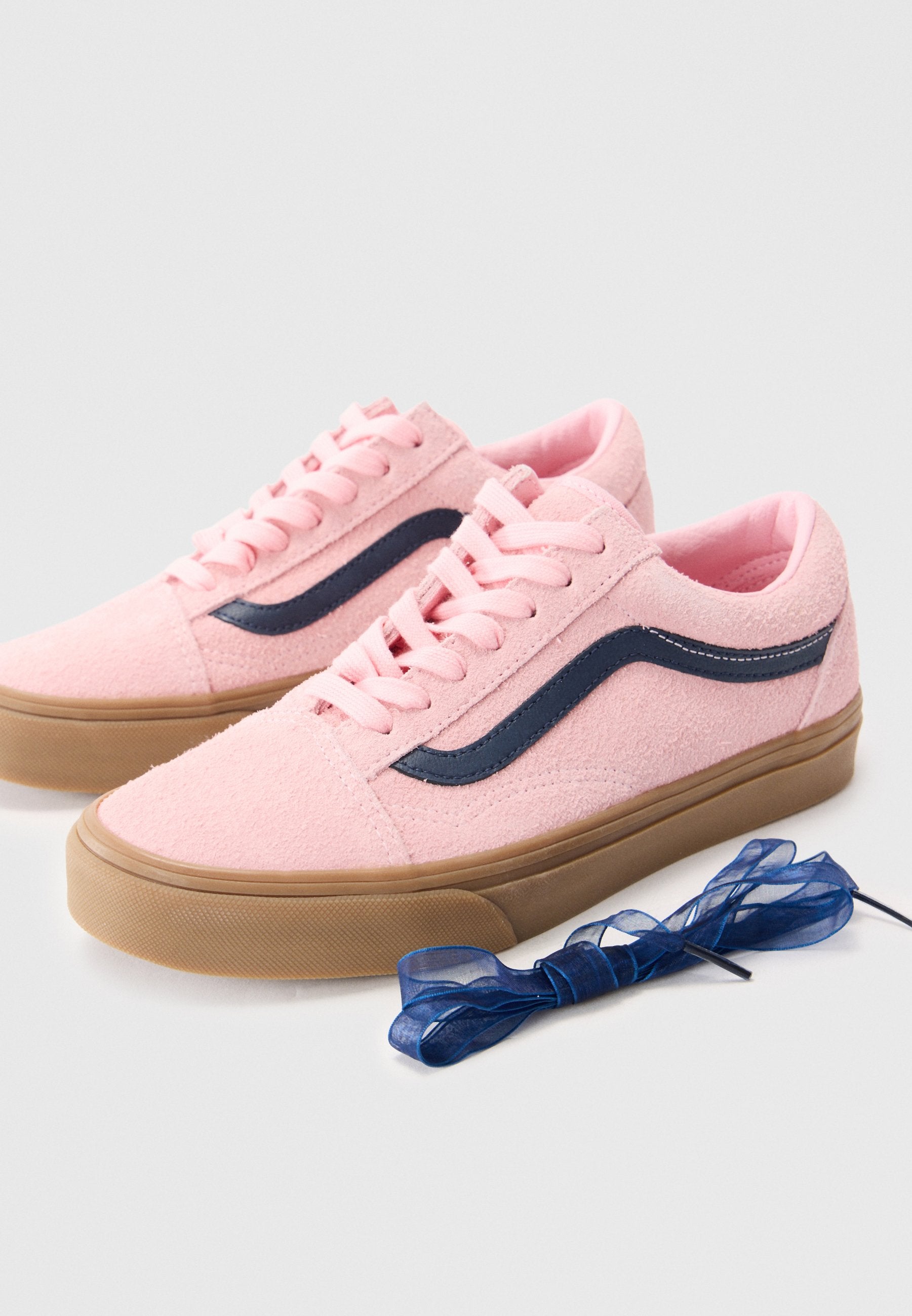 OLD SKOOL UNISEX - Skate shoes - pink/navy