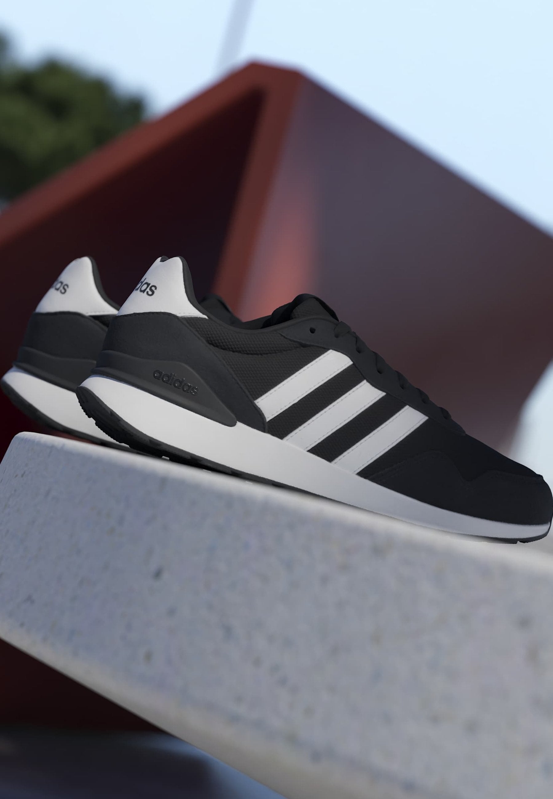 Trainers - core black cloud white core black