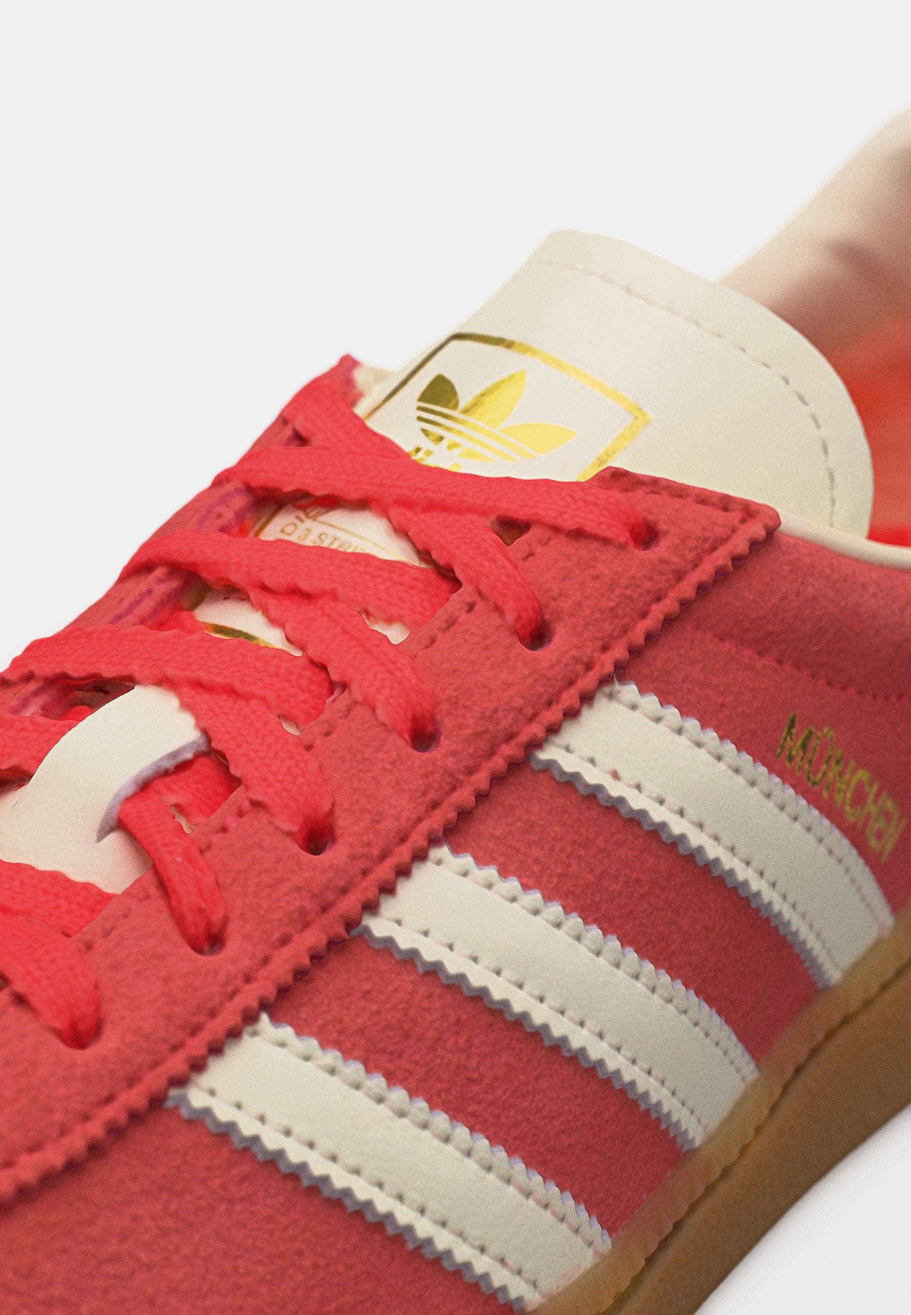 MUENCHEN - Trainers - semi flash red/off white