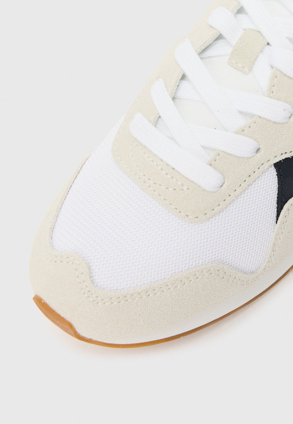 Trainers - white