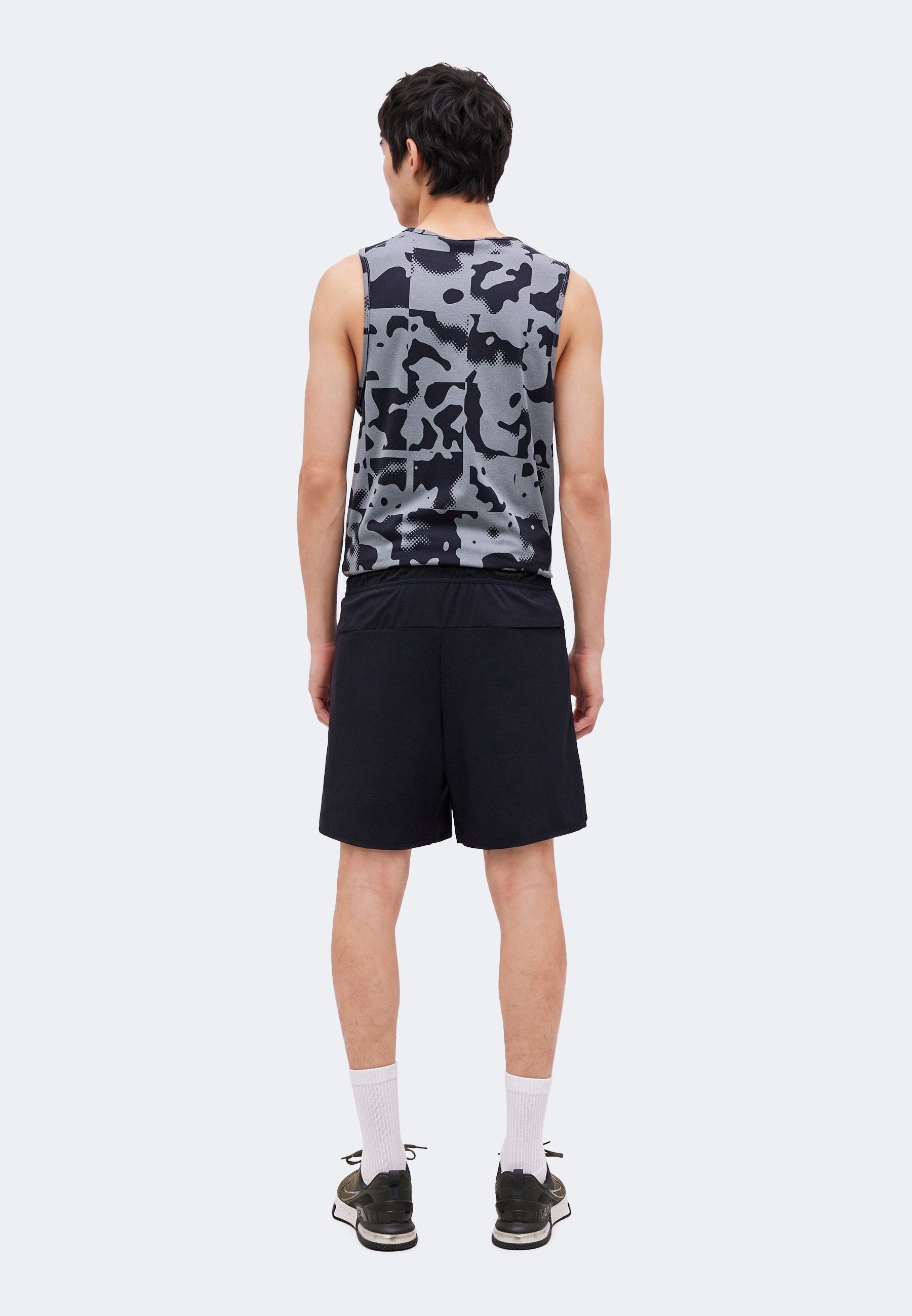 UNLIMITED - Sports shorts - black