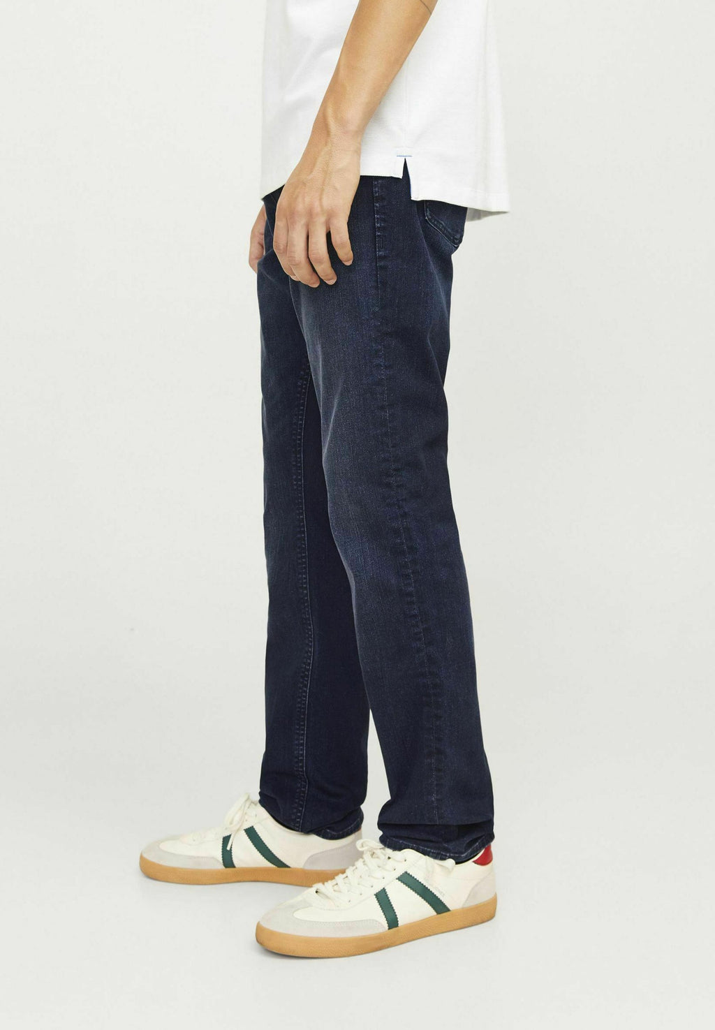 Slim fit JJIGLENN JJBASIC SQ 260 NOOS - Relaxed fit jeans - blue denim