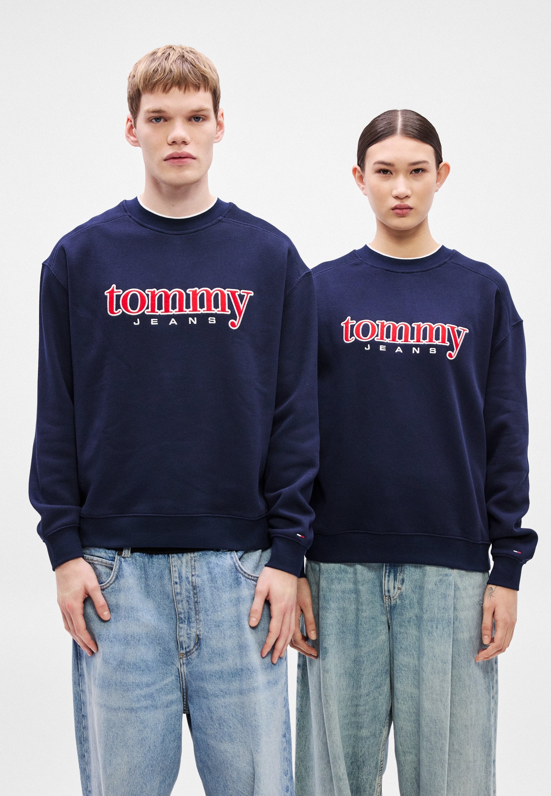 90S LOGO APPLIQUÉ FLEECE SWEATSHIRT - سترة - أزرق داكن ليلي