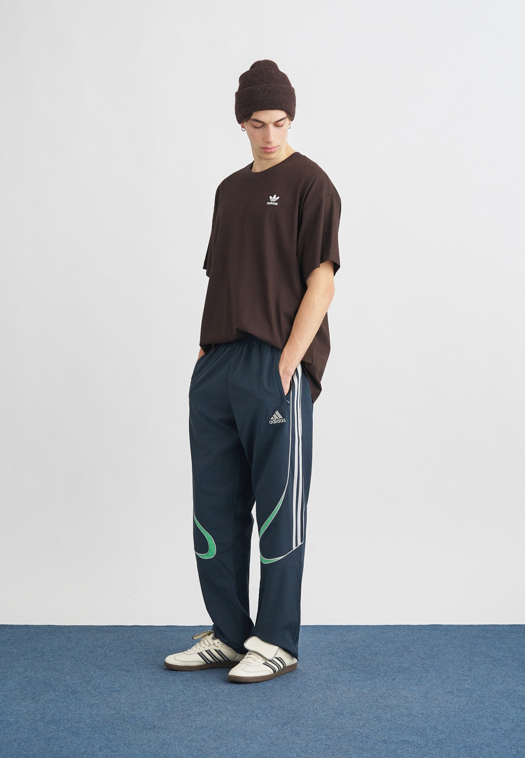TEAMGEIST - Tracksuit bottoms - aurora ink
