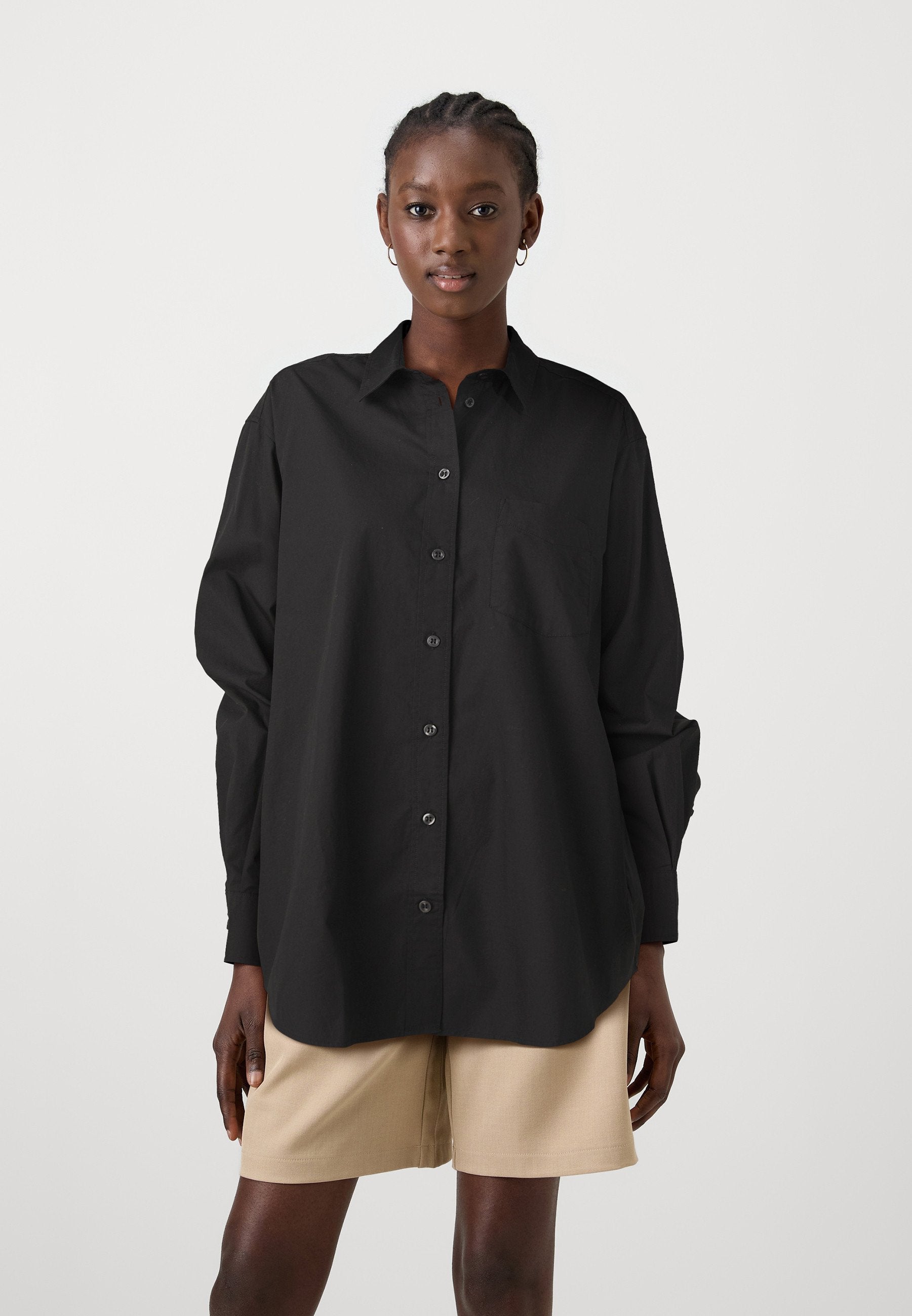 THE BIG SHIRT - Button-down blouse - black