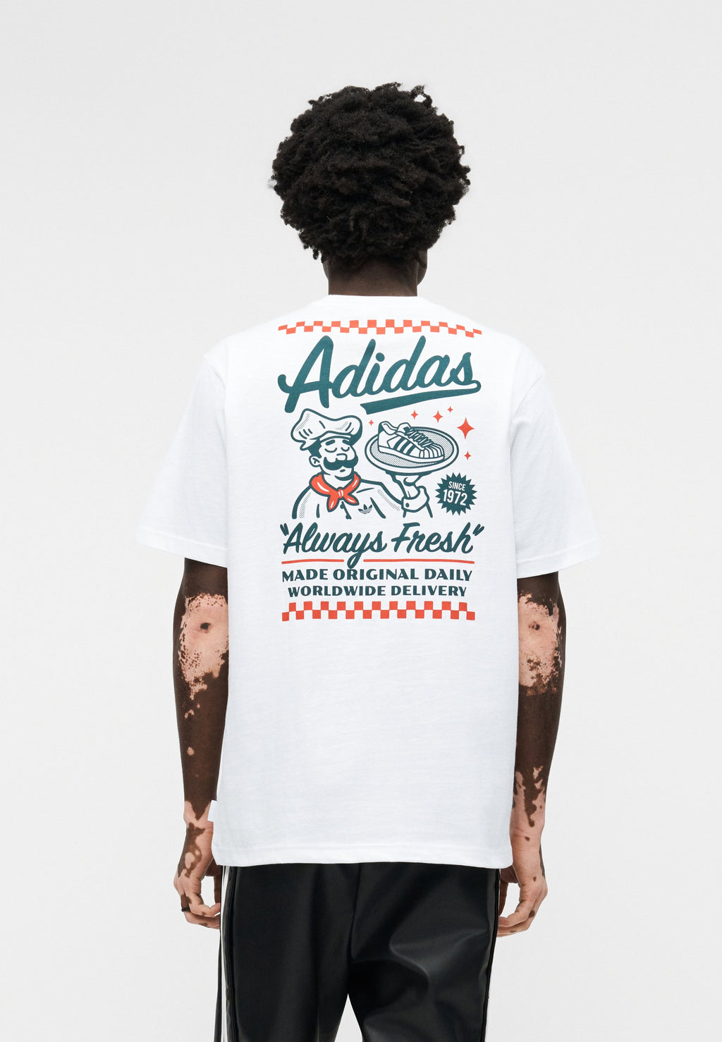 LOOSE GRAPHIC UNISEX - Print T-shirt - white