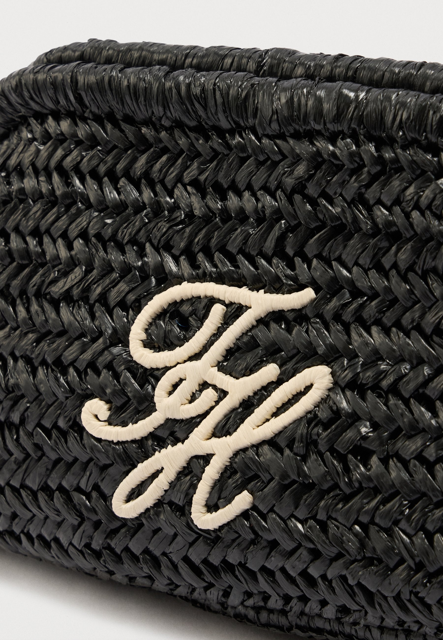 RAFFIA TEXTURED LOGO CLUTCH - Clutch - black