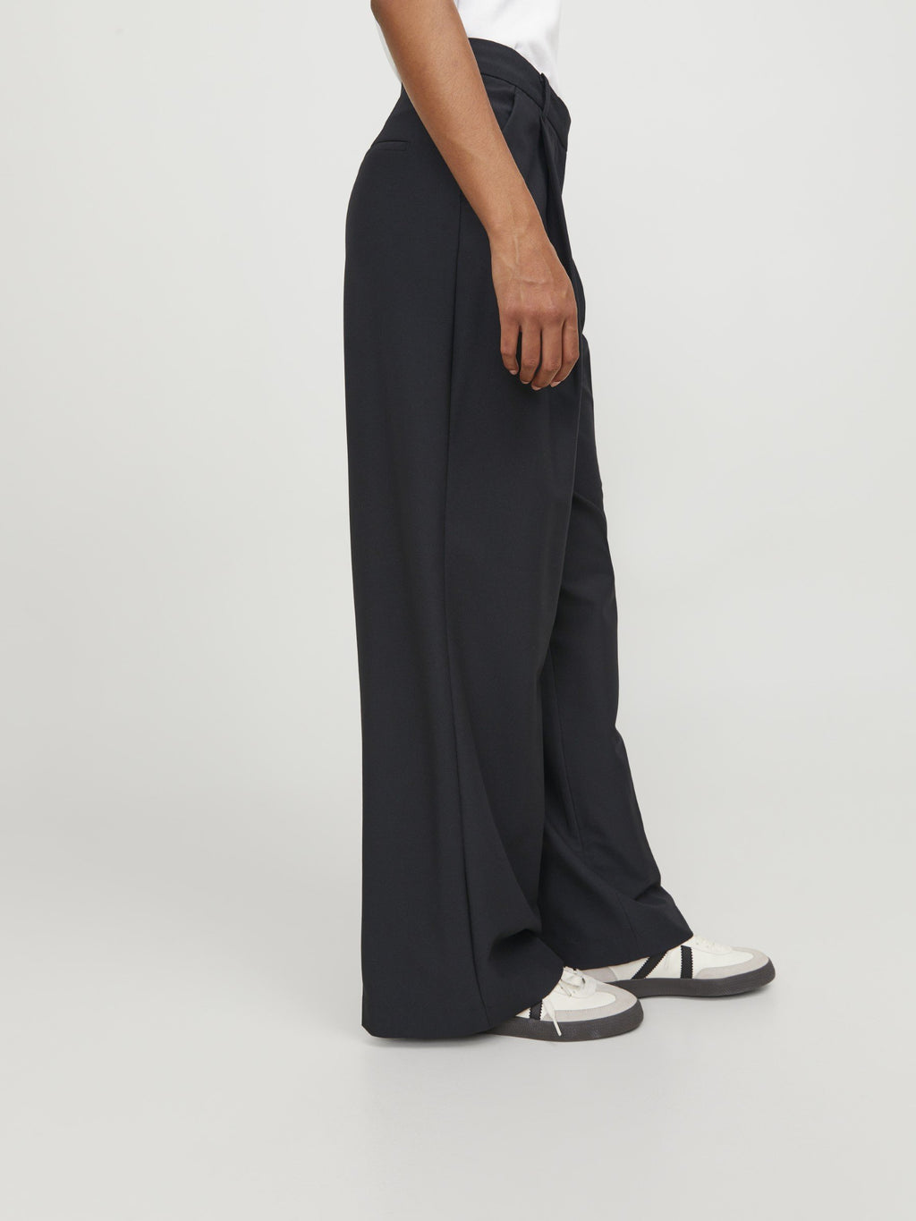 JXELLIS  - Trousers - black
