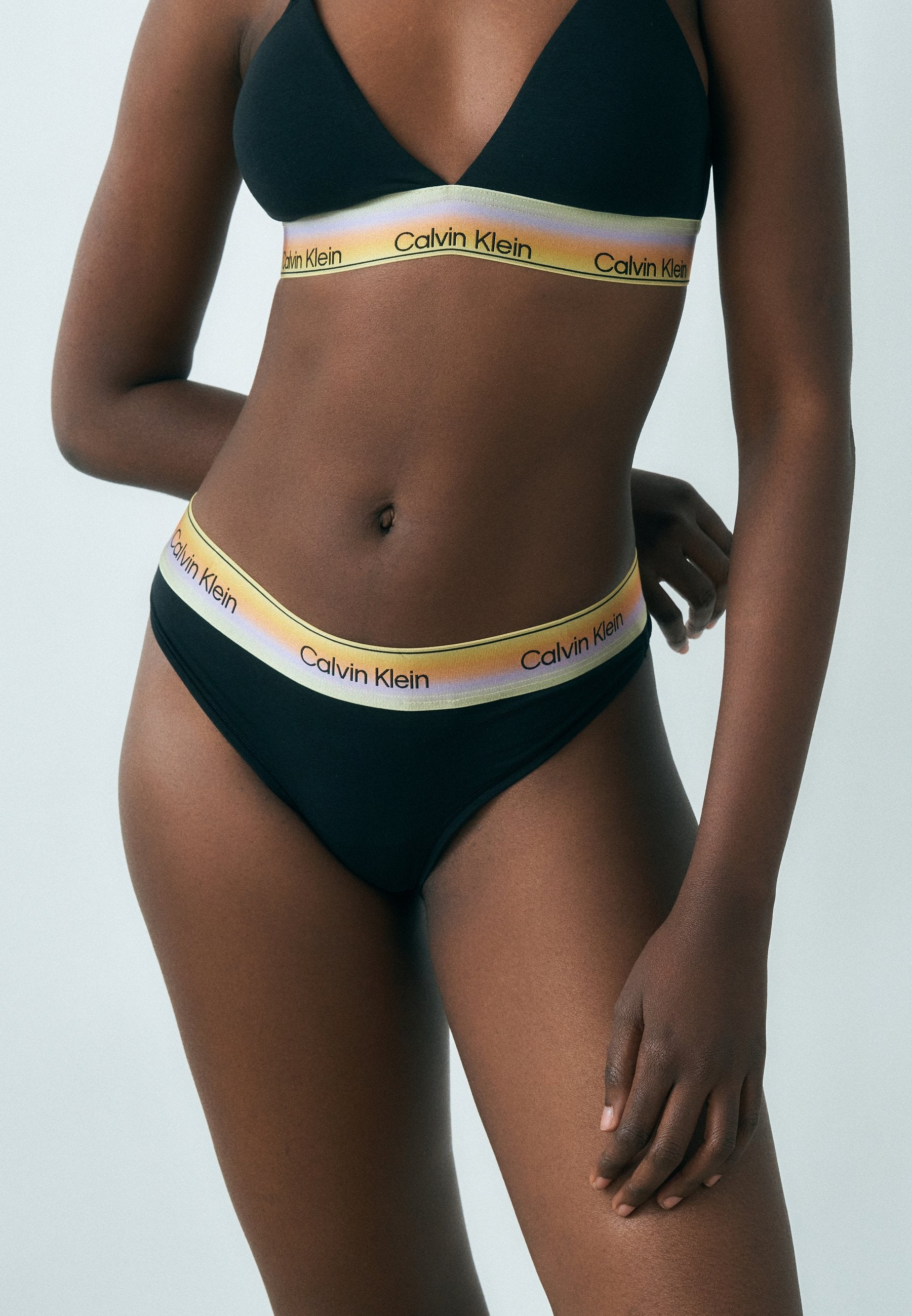 PRIDE - Thong - black
