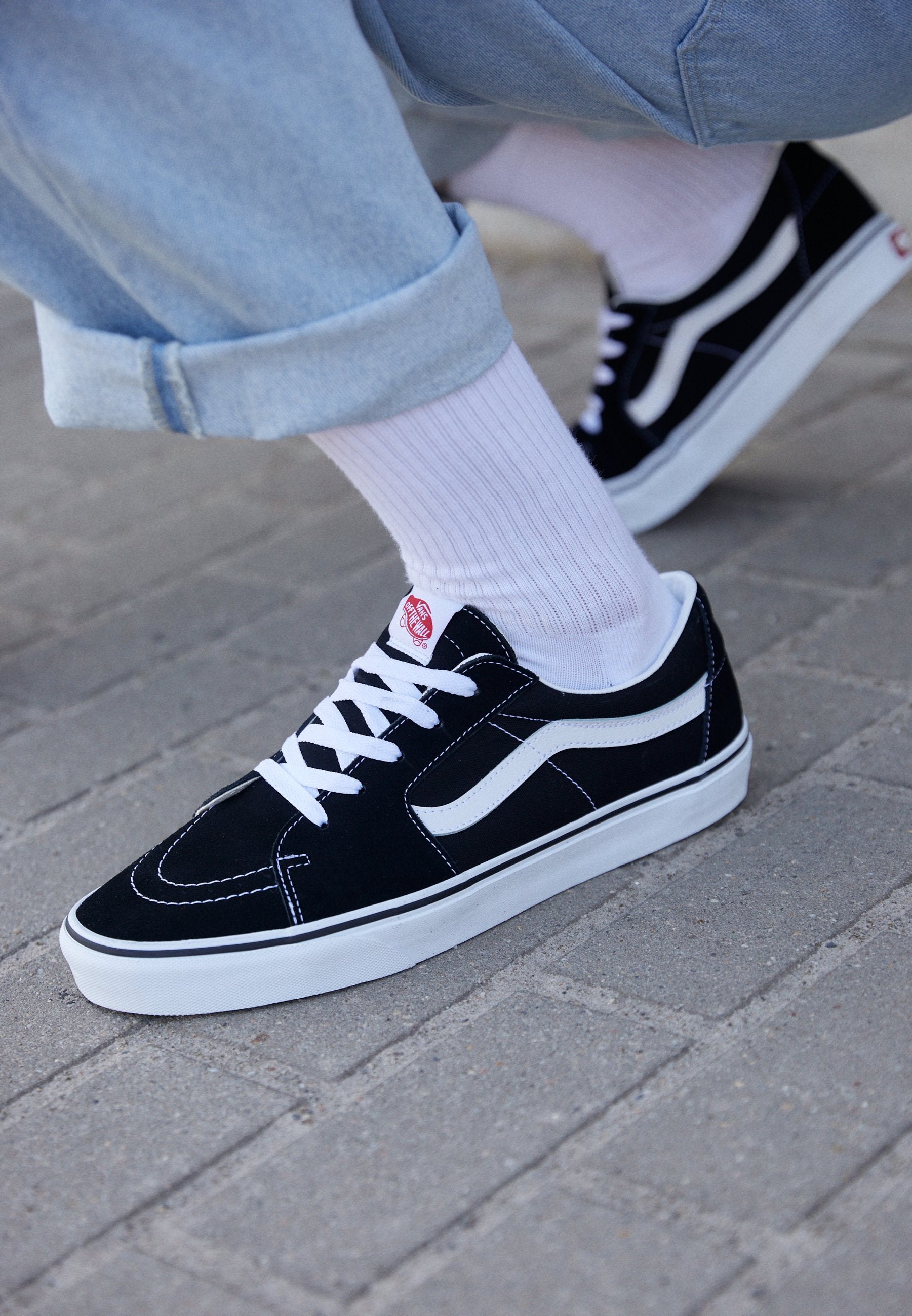 SK8 LOW UNISEX - Trainers - black/true white
