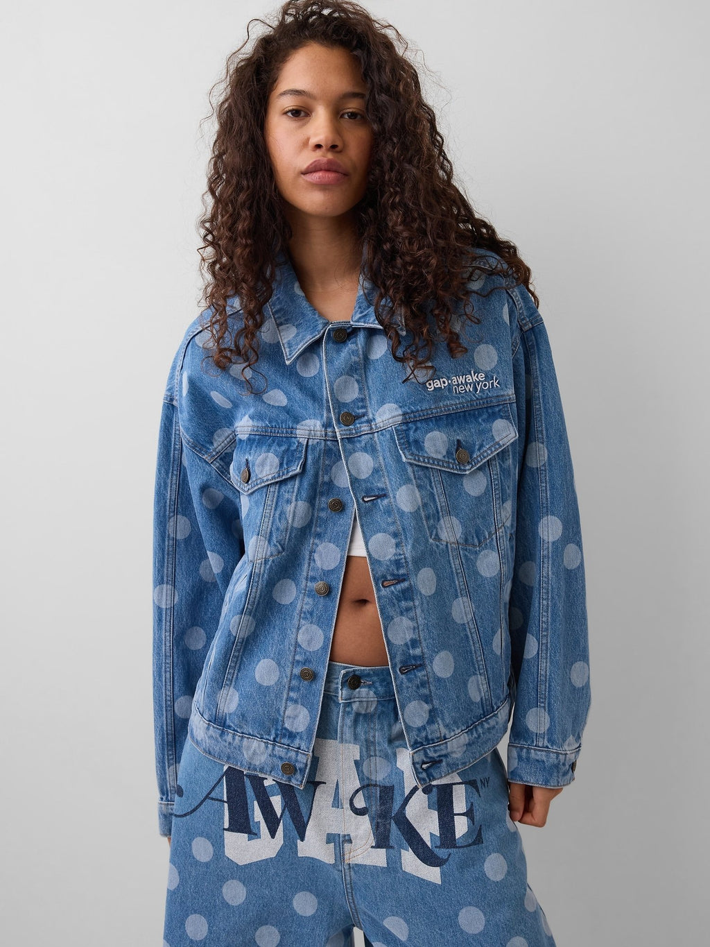 GAP AWAKE NY OVERSIZED DOTTED ICON DENIM JACKET - Denim jacket - two tone