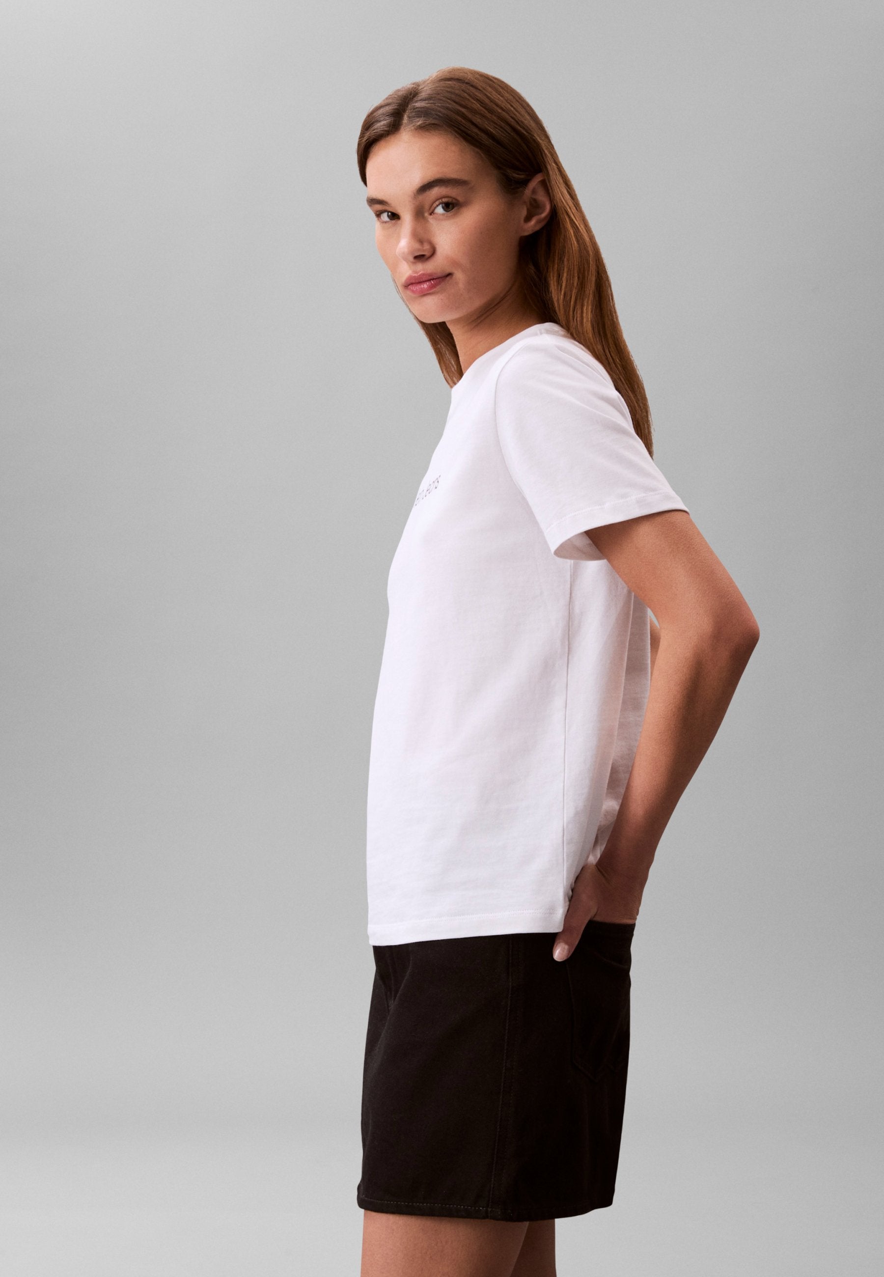 LOGO CLASSIC TEE - Print T-shirt - brilliant white