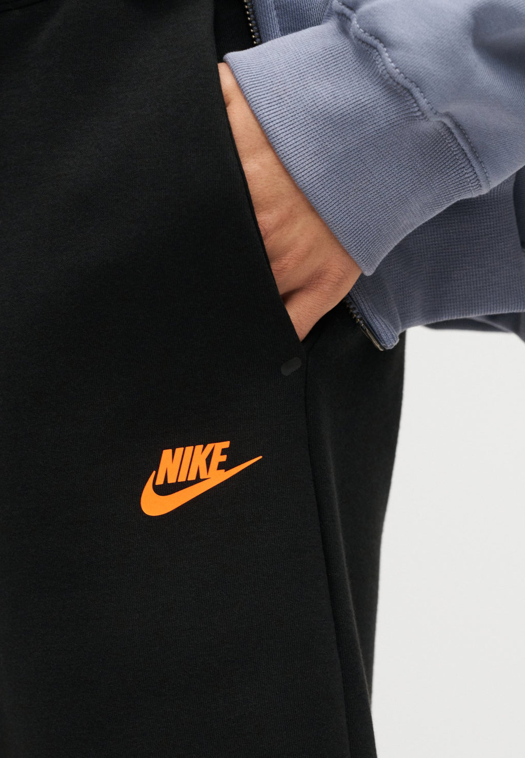 Shorts - black/hyper crimson