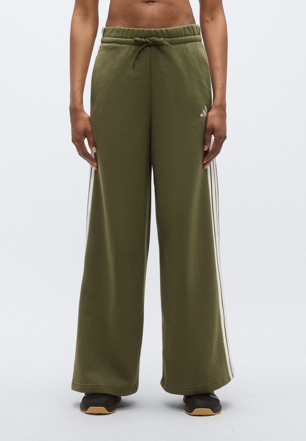 ADIDAS WOMEN 3-STRIPES FLEECE WIDE - Tracksuit bottoms - olive strata