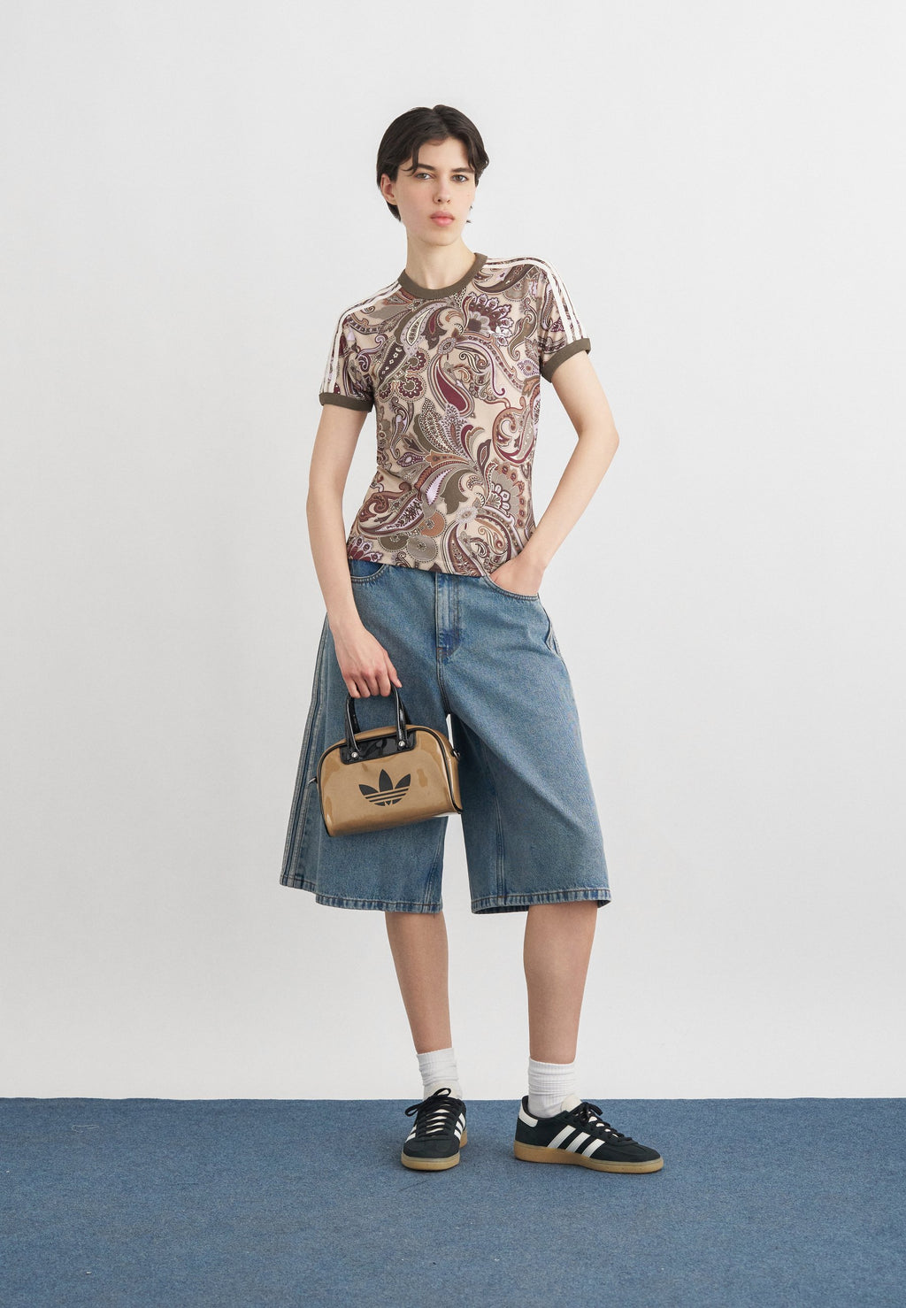JORTS - Denim shorts - worn blue denim