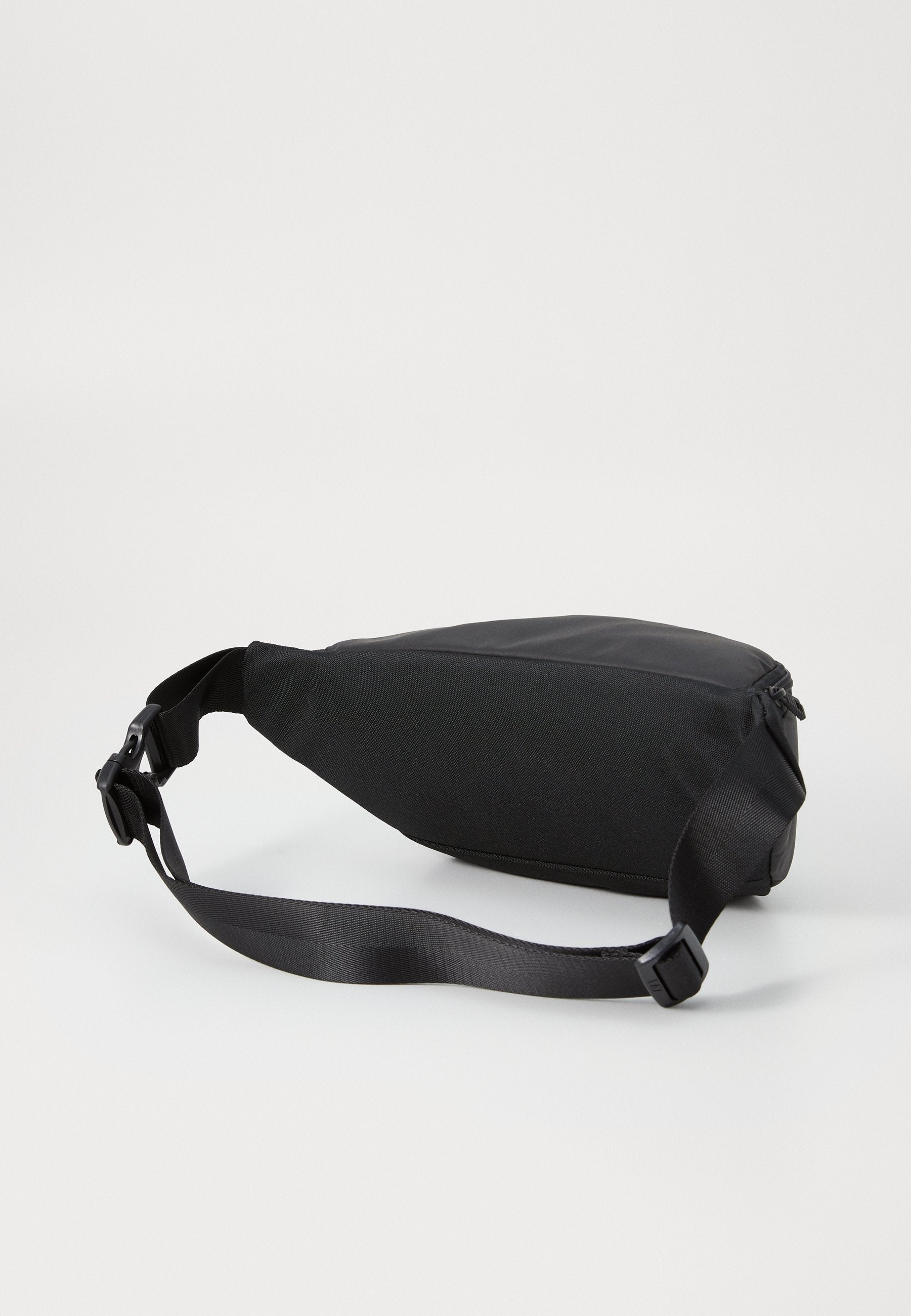 TRAIN CORE WAISTBAG UNISEX - Bum bag - black beauty
