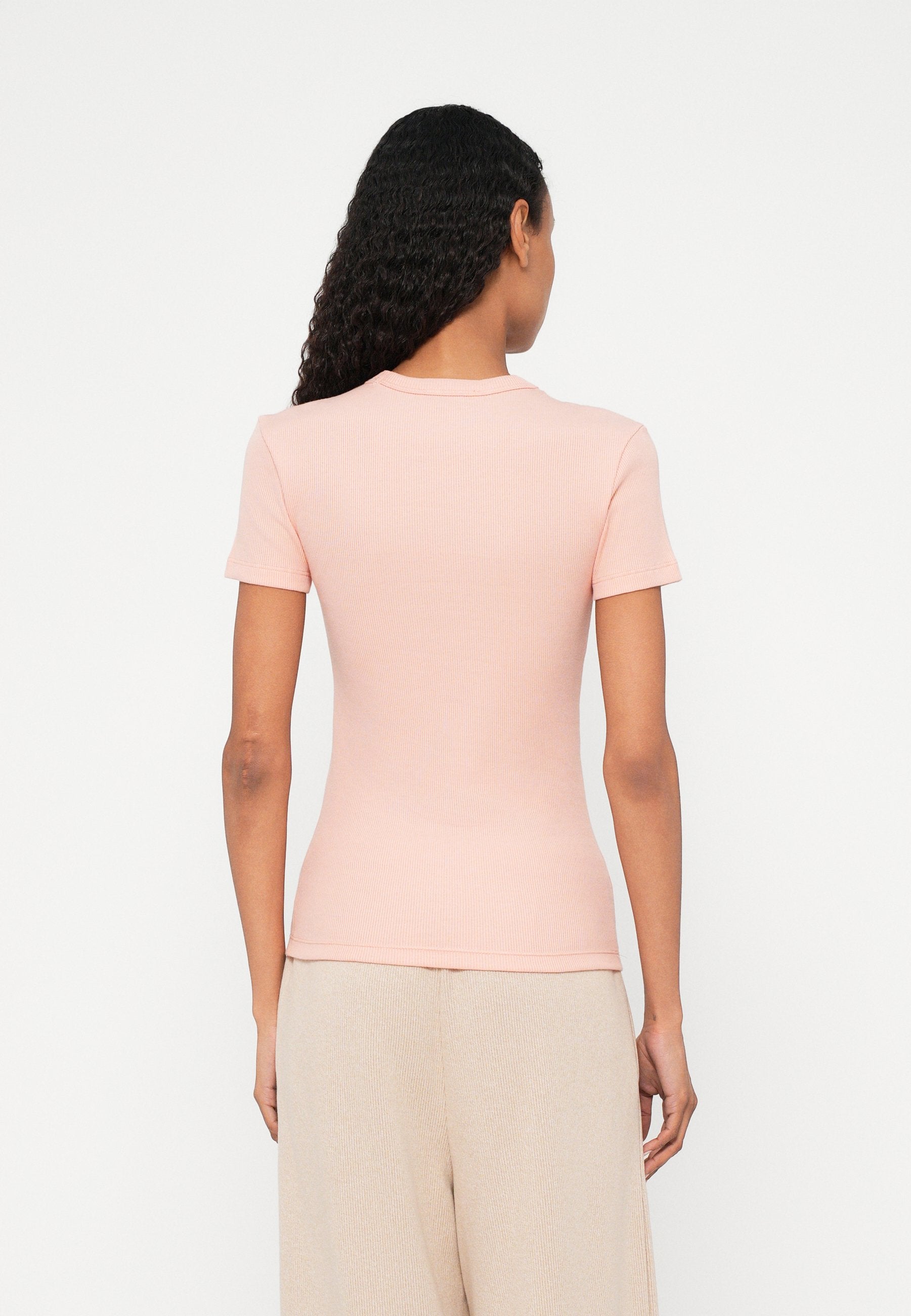 TF5538_3KE - Basic T-shirt - miami