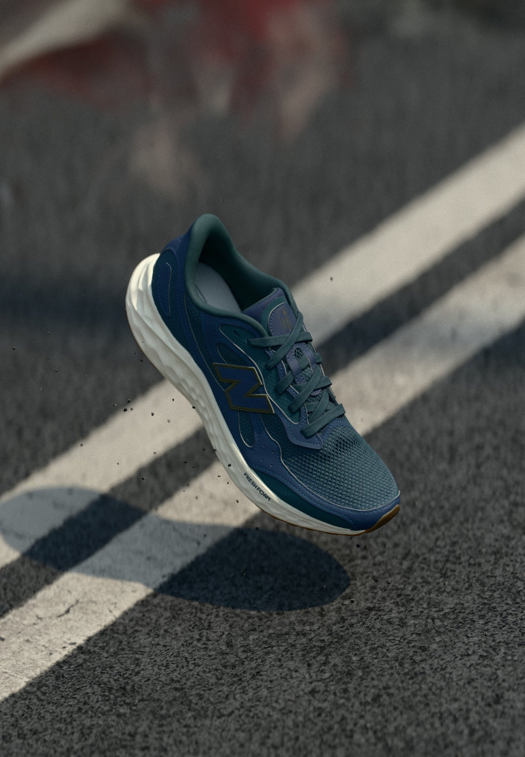 FRESH FOAM ARISHI V4 - Road running shoes - navy
