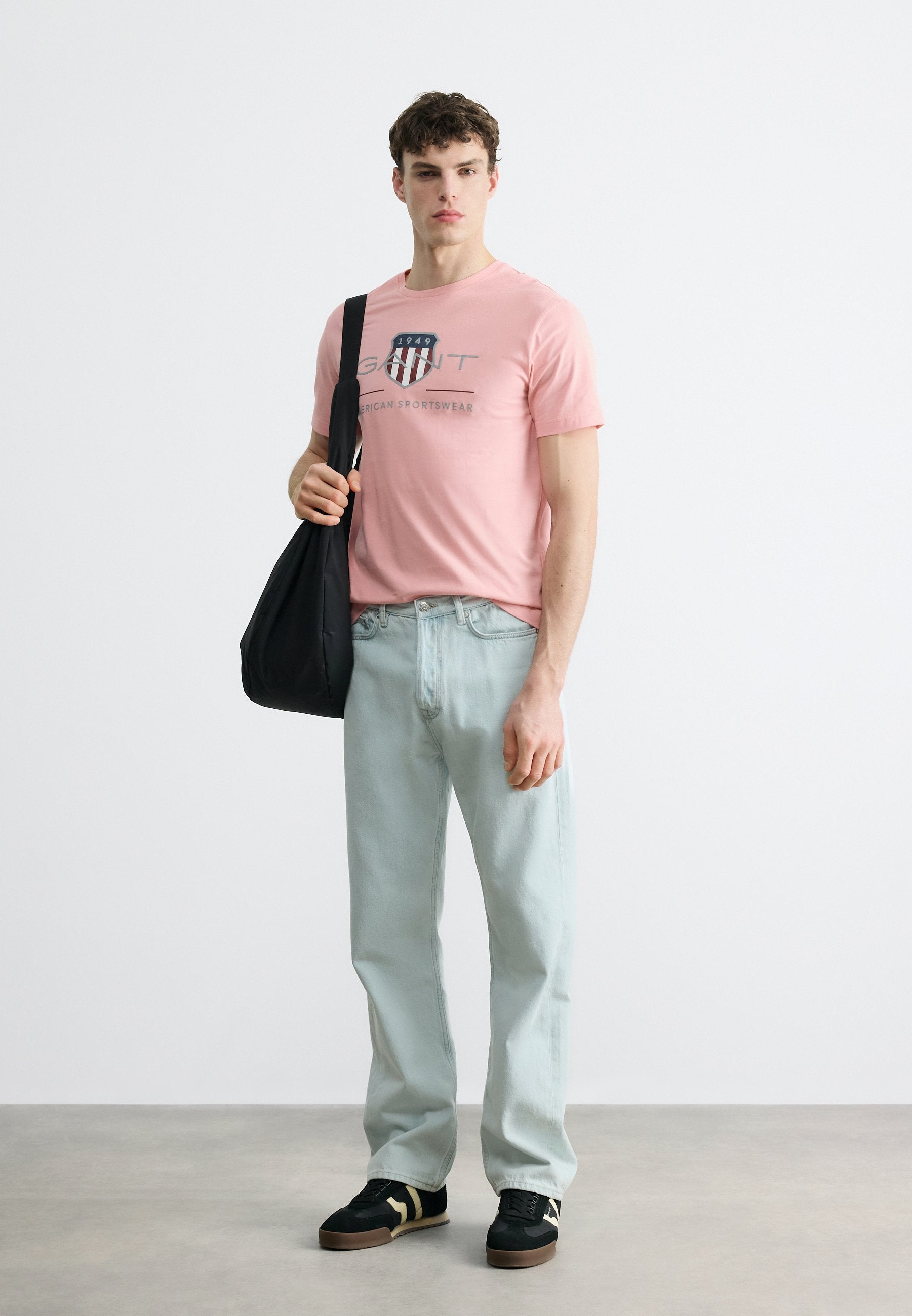 REG ARCHIVE SHIELD SS T-SHIRT - Print T-shirt - bubbelgum pink