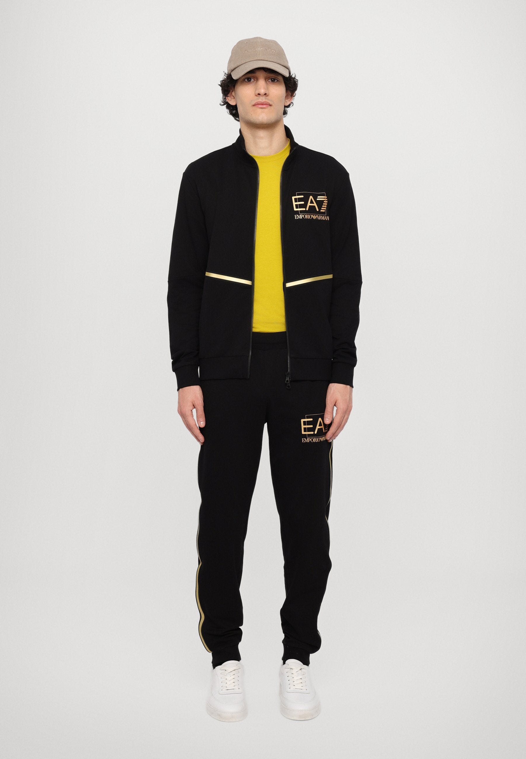 TRAIN VISIBILITY - Tracksuit - black/gold-coloured