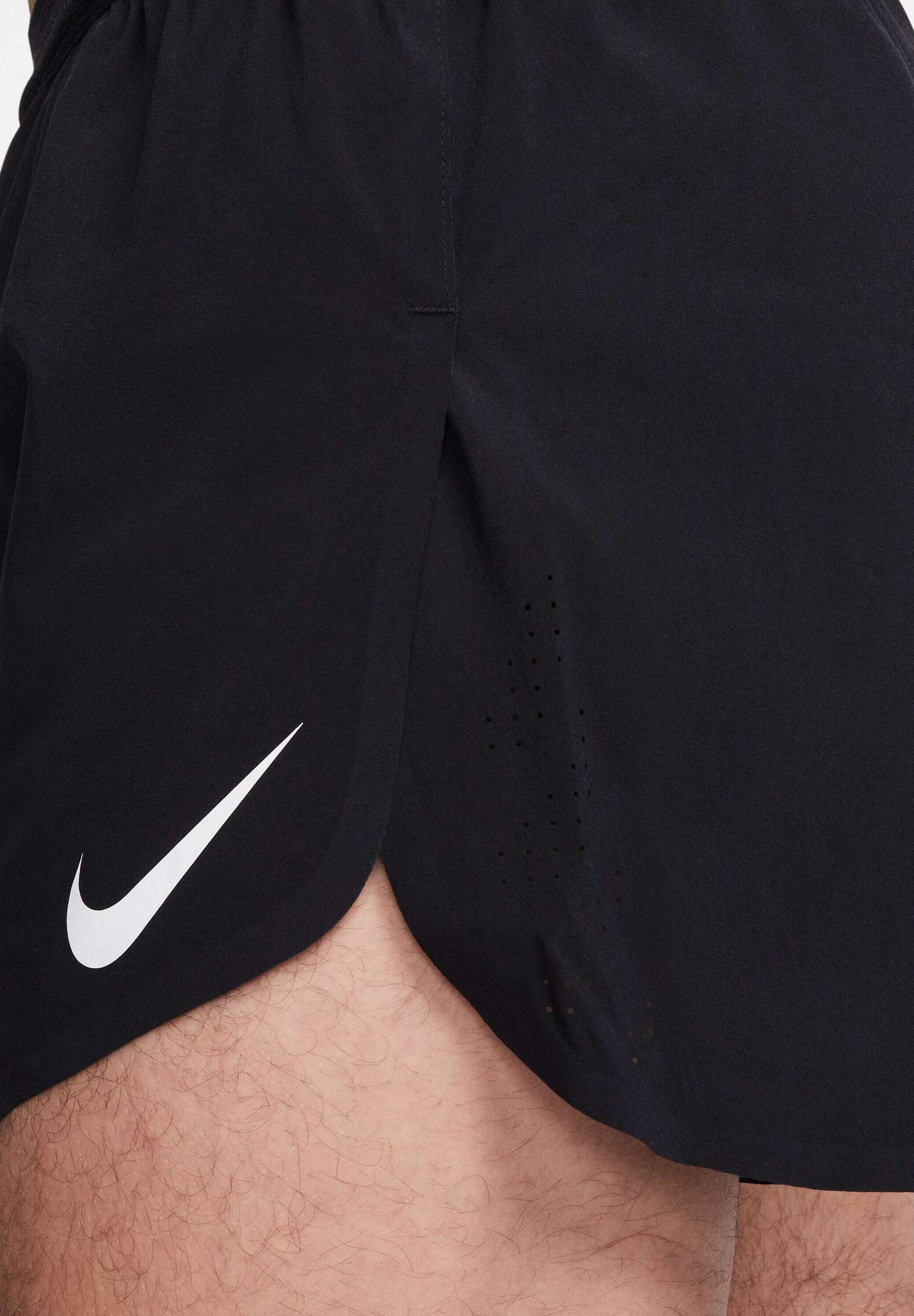 M NK DFADV AROSWFT 4INBF SHORT - Sports shorts - black summit white