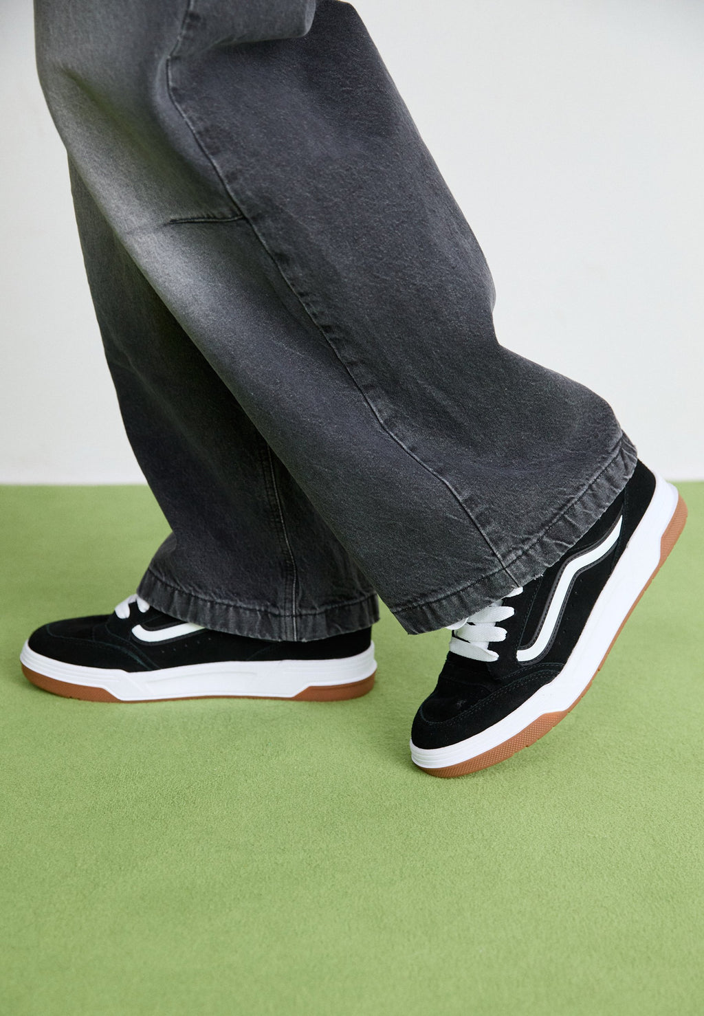 HYLANE UNISEX - Trainers - black/white/gum
