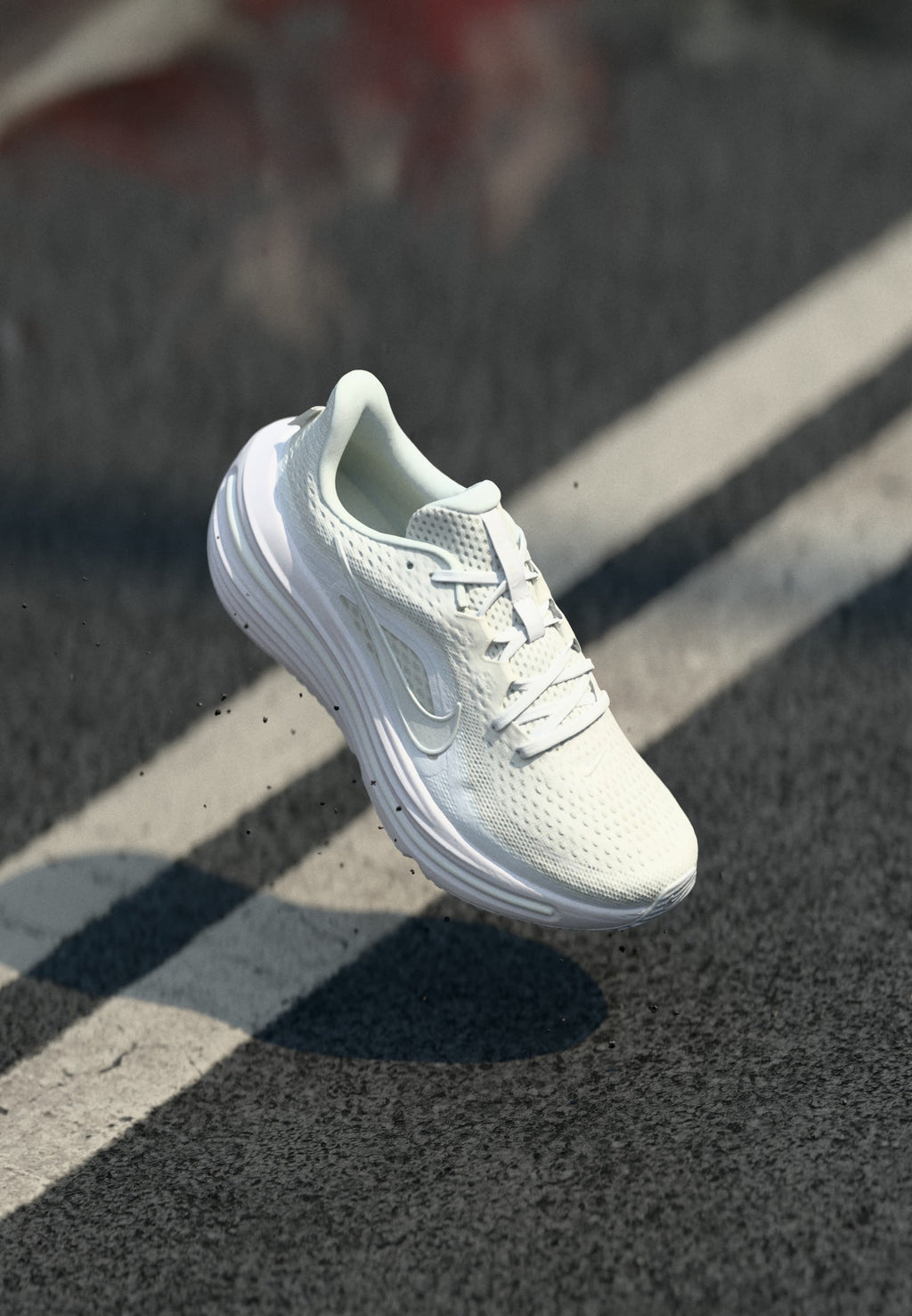 AIR WINFLO 12 - Road running shoes - white/summit white