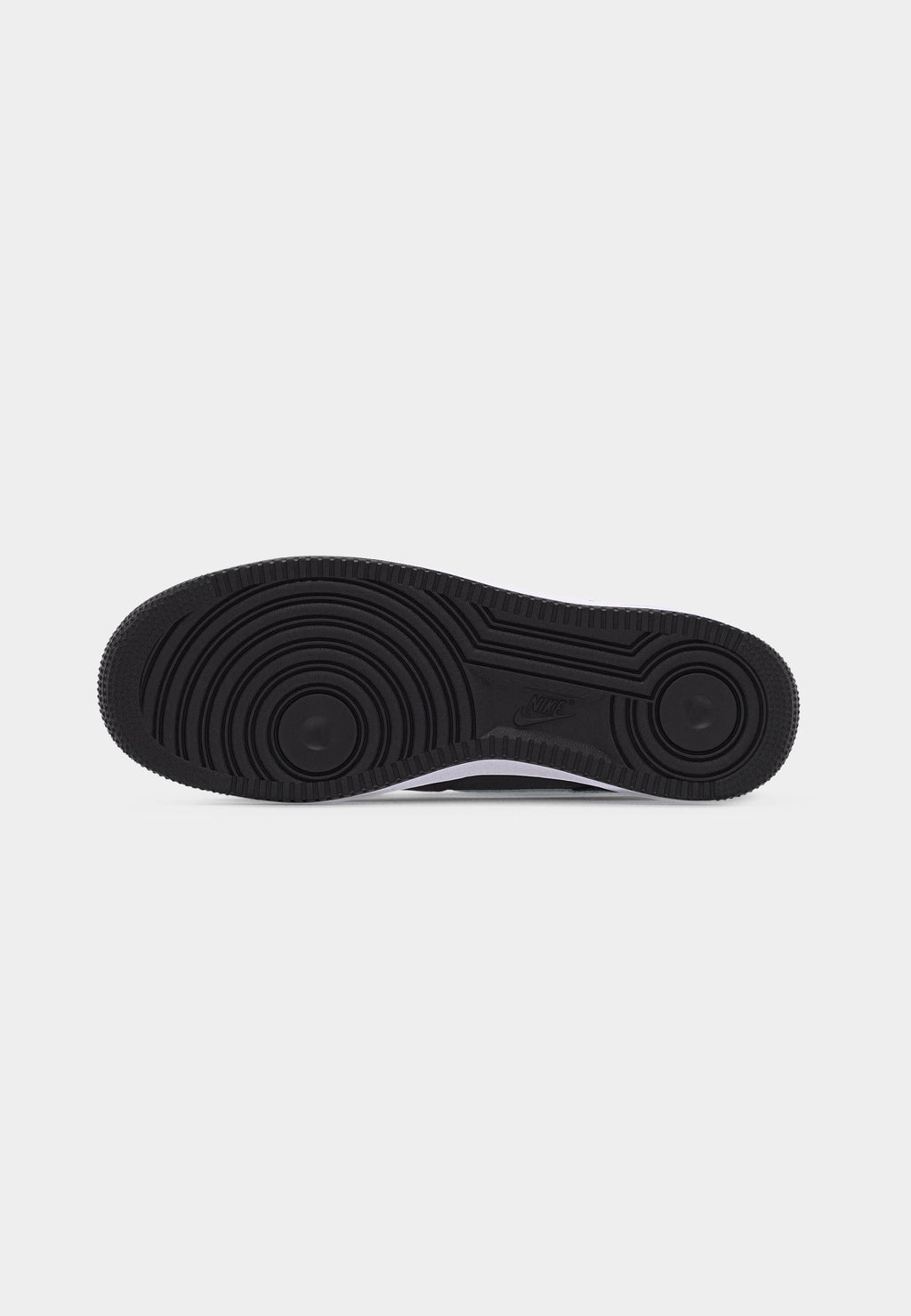 AIR FORCE 1 07 ESS+ - Trainers - black/white