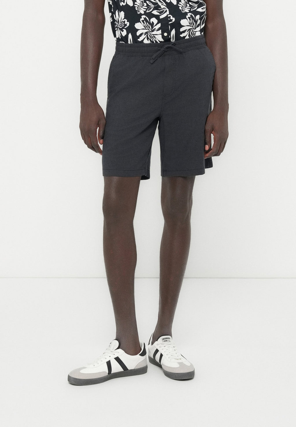 JPSTJAIDEN BREEZE - Shorts - black