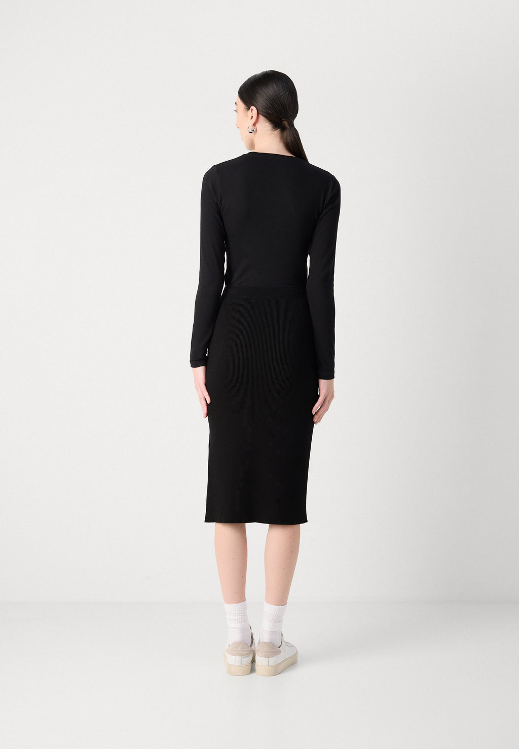 Pencil skirt - black