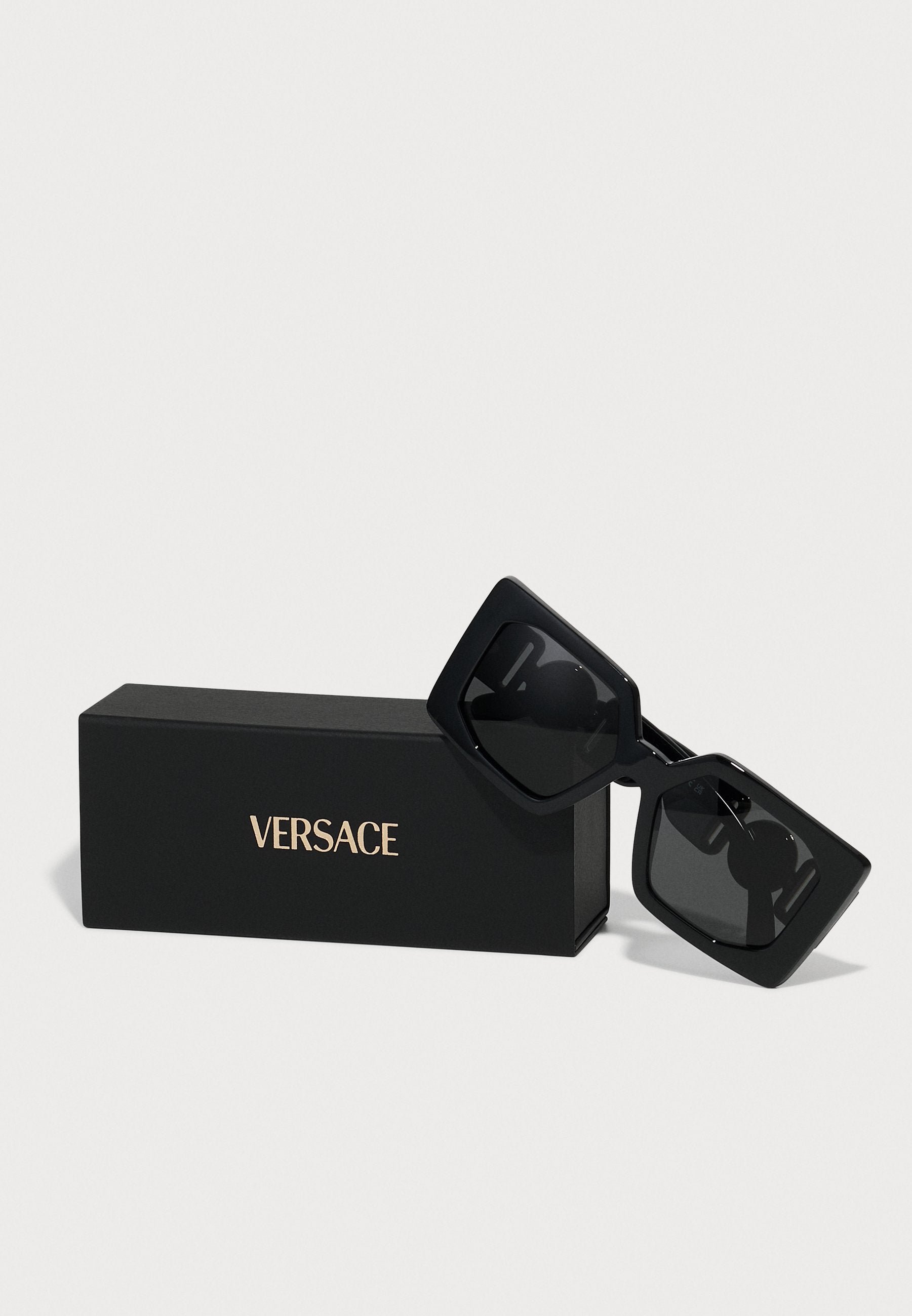 Sunglasses - black