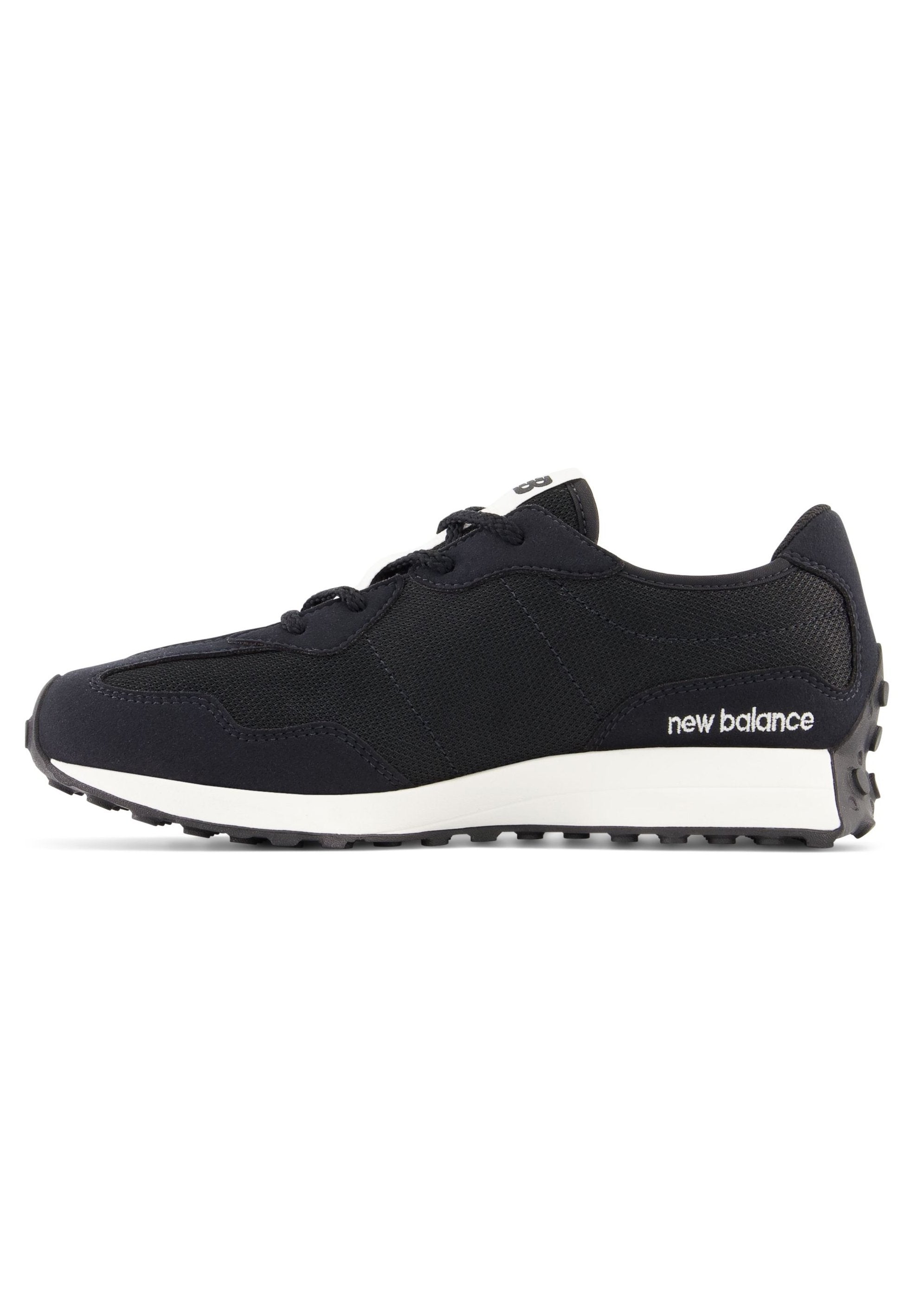327 - Training shoe - cbw