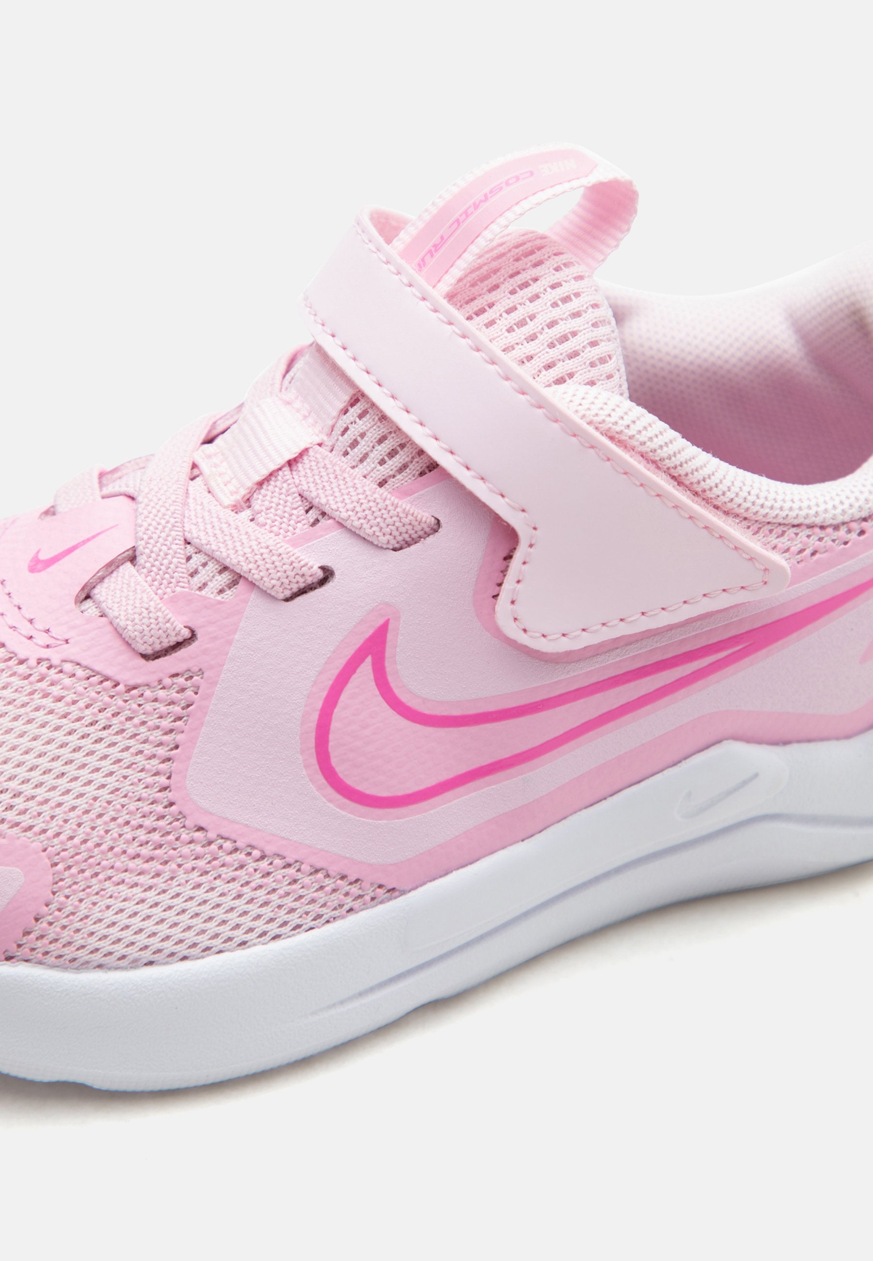 COSMIC RUNNER UNISEX - Road running shoes - pink foam/playful pink/pink rise