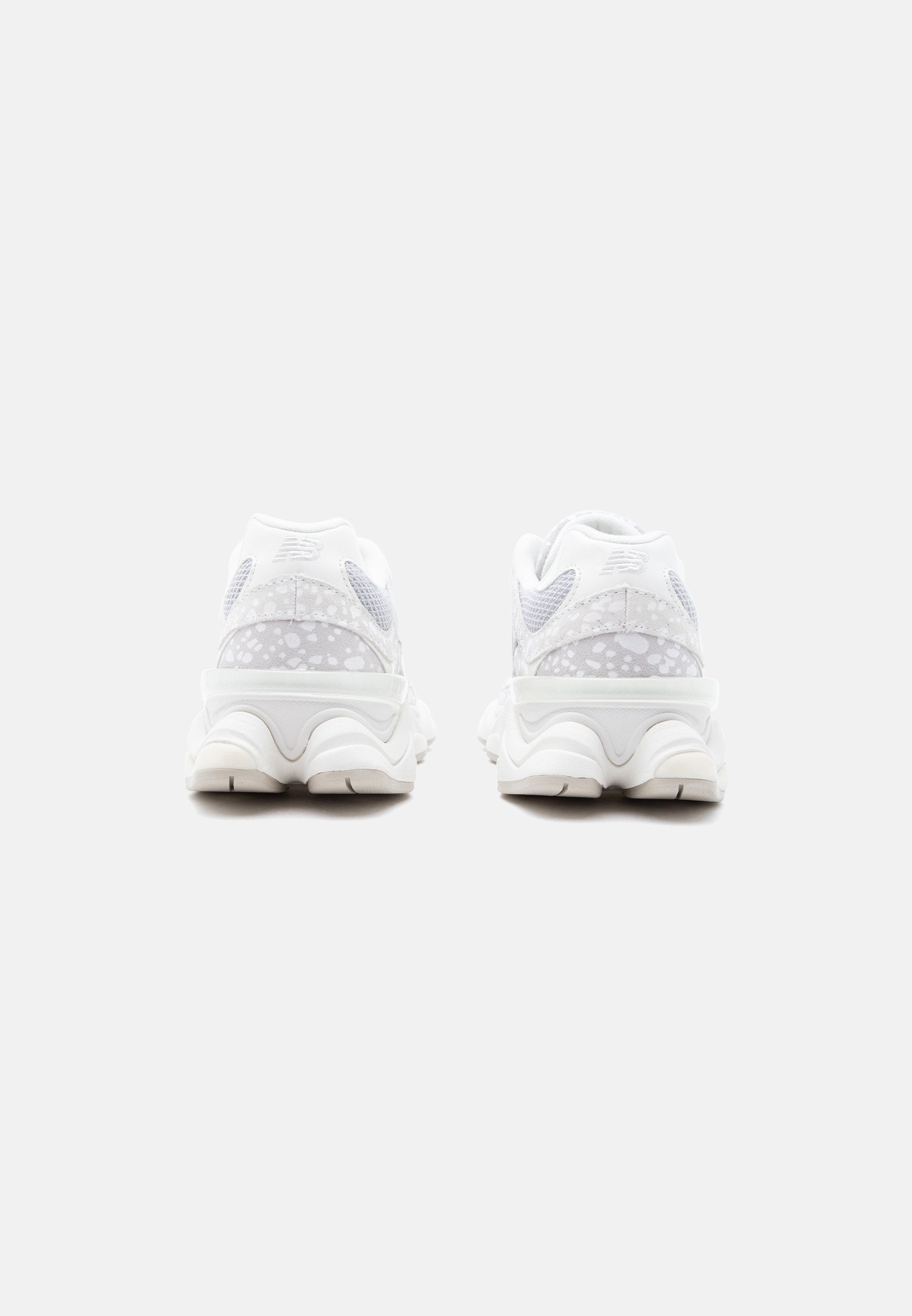 U9060 UNISEX - Trainers - grey matter/reflection