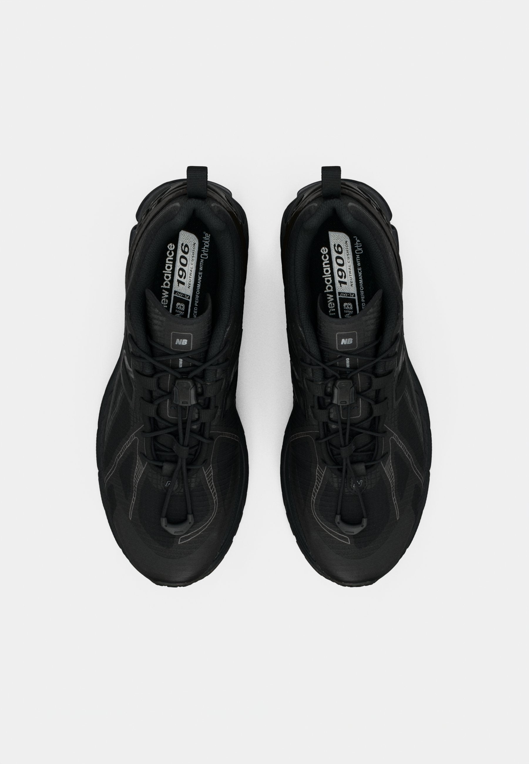 U1906 UNISEX - Trainers - black