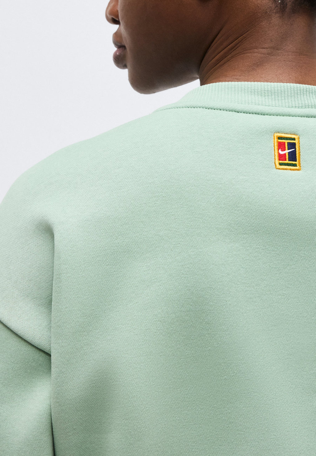 NIKECOURT - Sweatshirt - steam/barely green