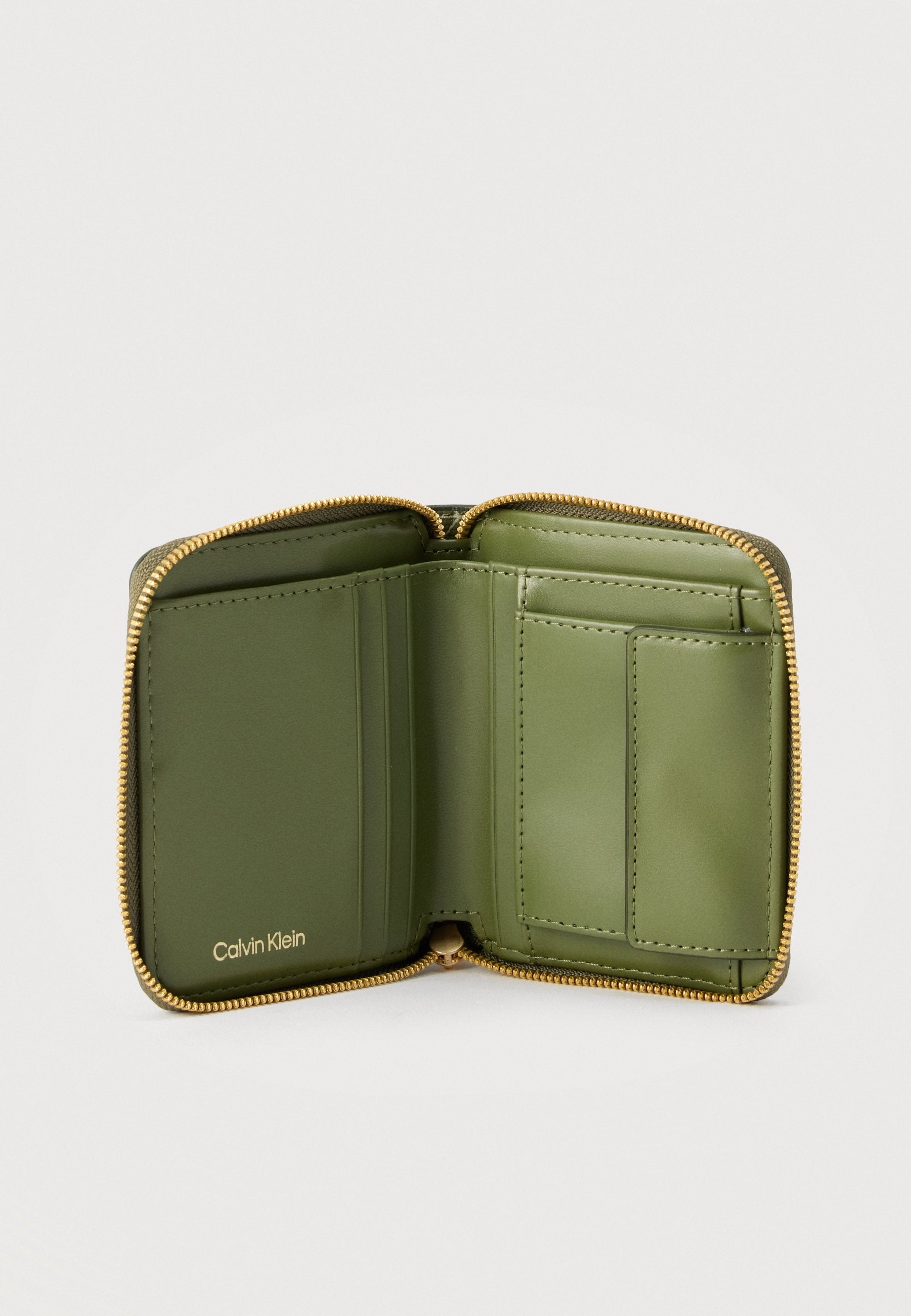 EMBLEM SQUARE ZIP AROUND - Wallet - olivine