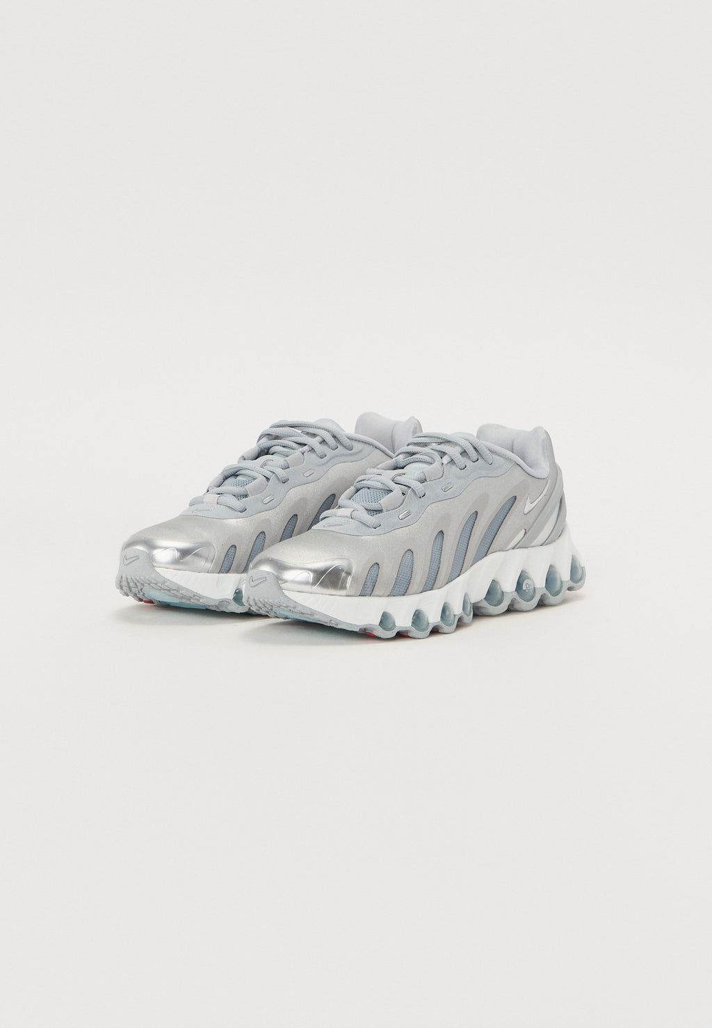 AIR MAX DN8 - أحذية رياضية - رمادي ذئب/فضي/أبيض