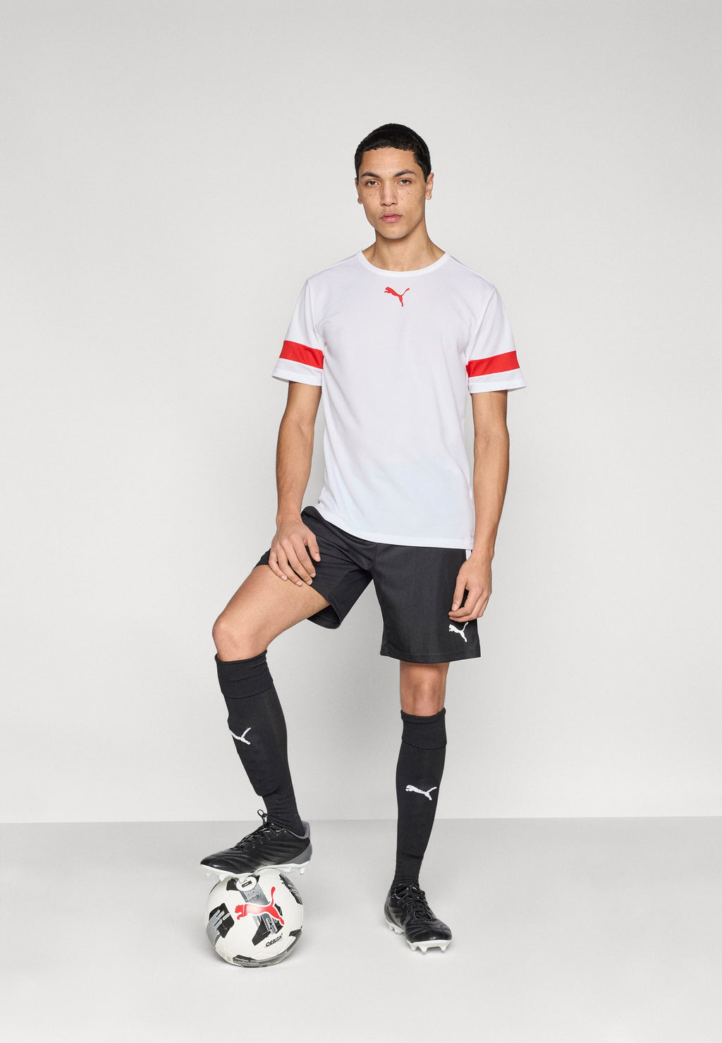INDIVIDUALRISE UNISEX - Sports T-shirt - white/red