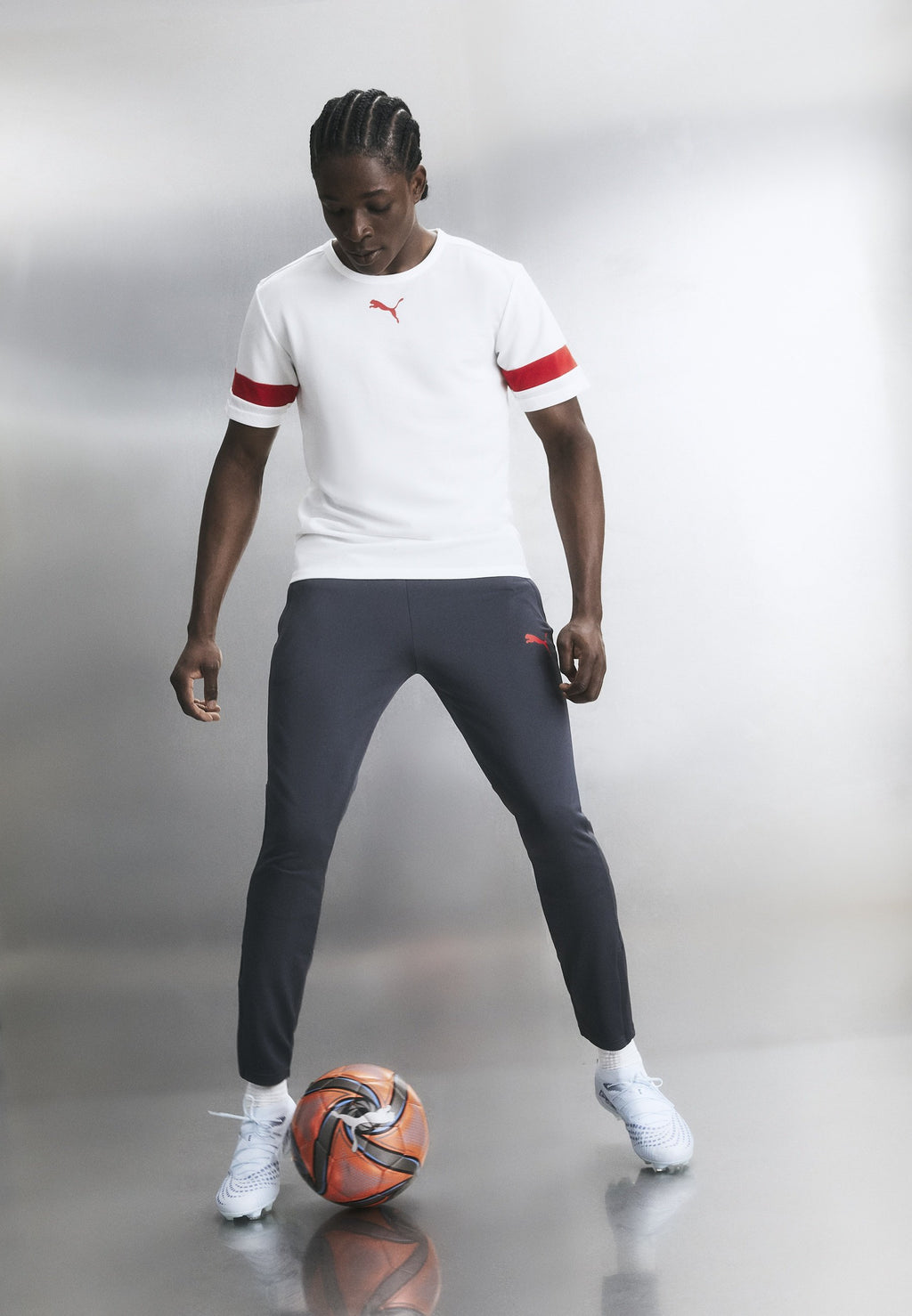 INDIVIDUALRISE UNISEX - Sports T-shirt - white/red