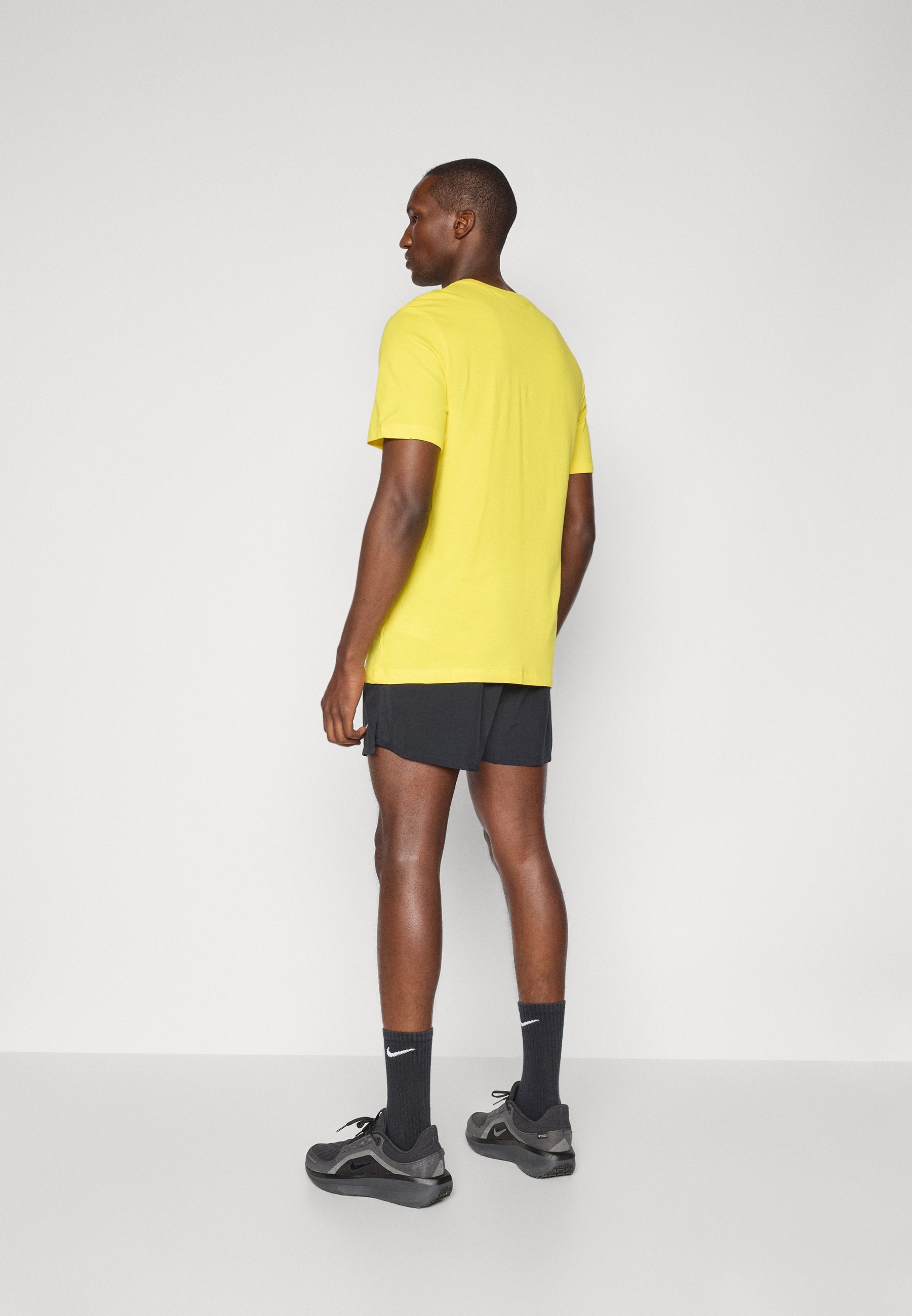 CHALLENGER SHORT - Sports shorts - black
