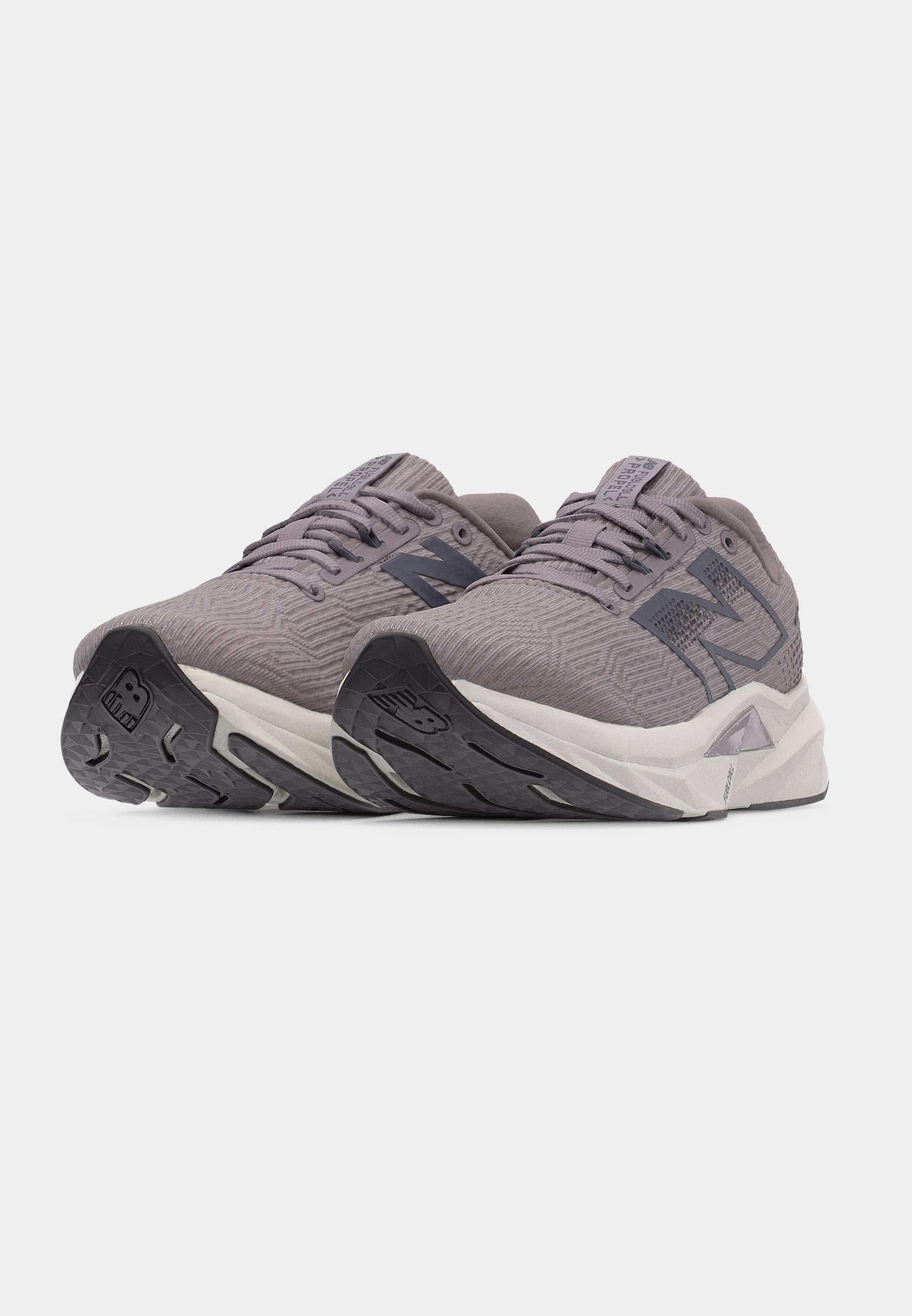 FUELCELL PROPEL V5 - Road running shoes - candied violet