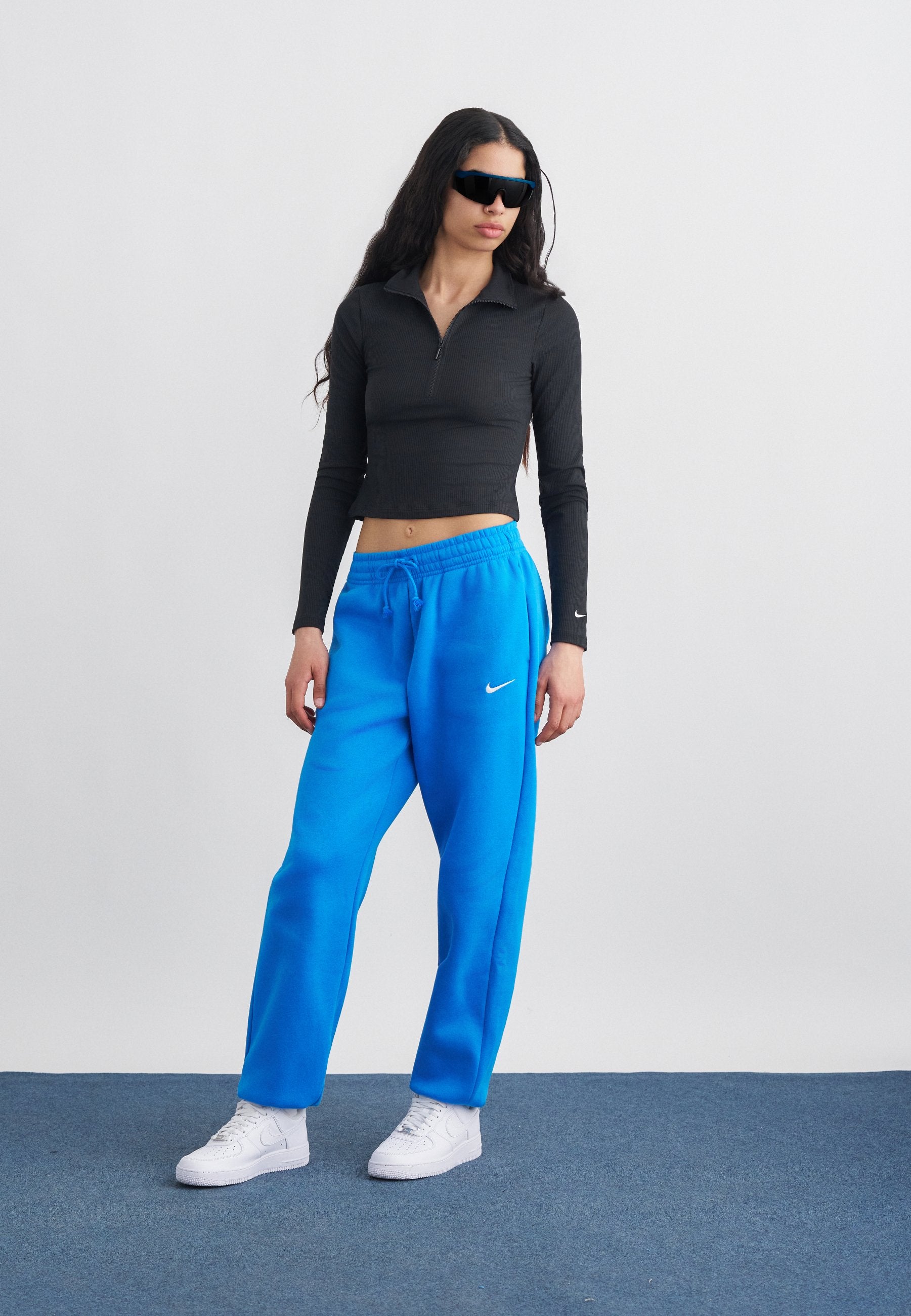 Long sleeved top - black