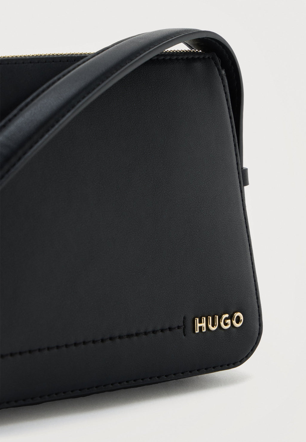 Cross body bag - black