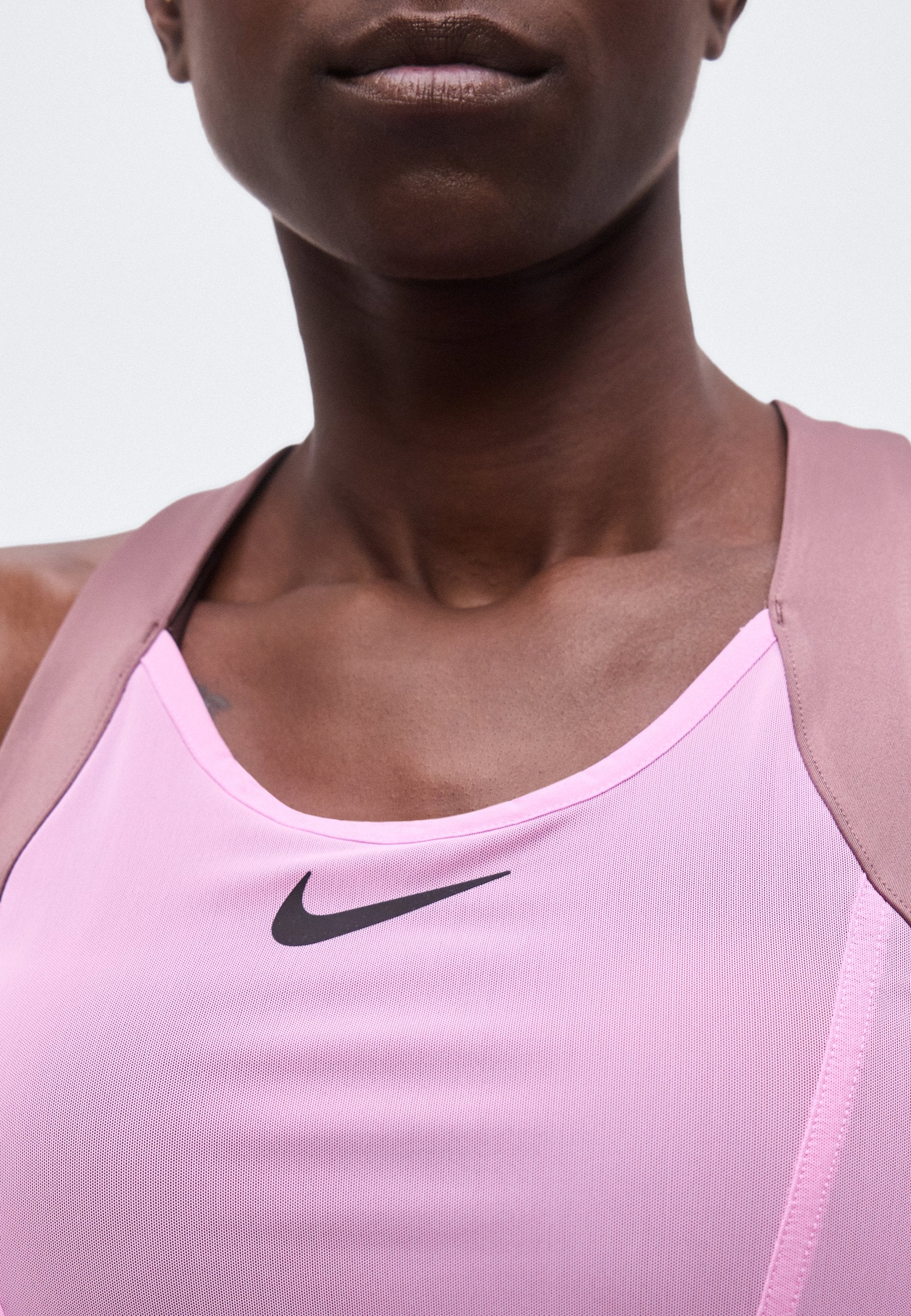 NIKECOURT SLAM TANK - Débardeur - light magenta/tattoo/black
