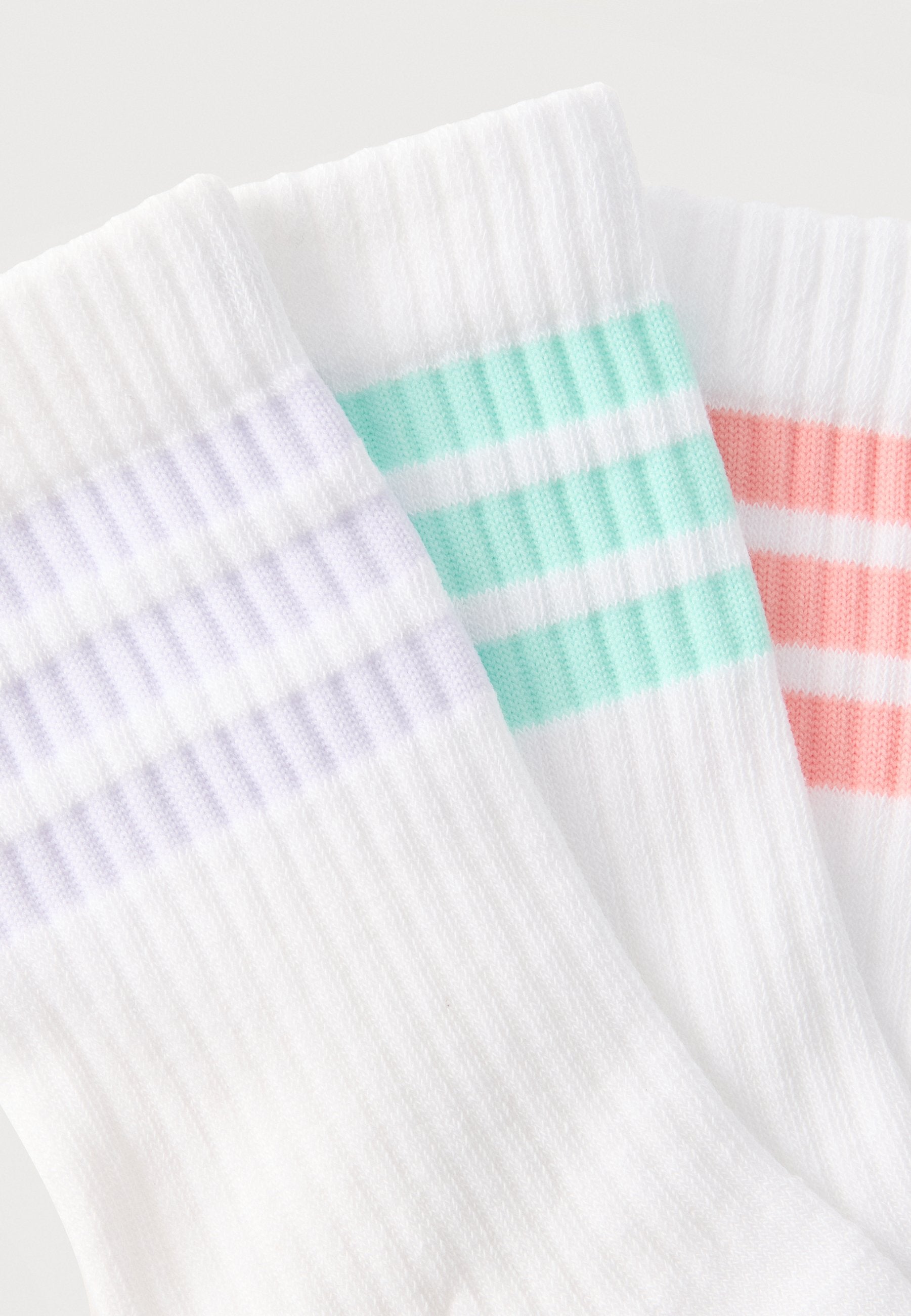 CUSHIONED SPORTSWEAR CREW UNISEX 3 PACK - Sports socks - white/semi frozen turbo/clear mint/frozen purple