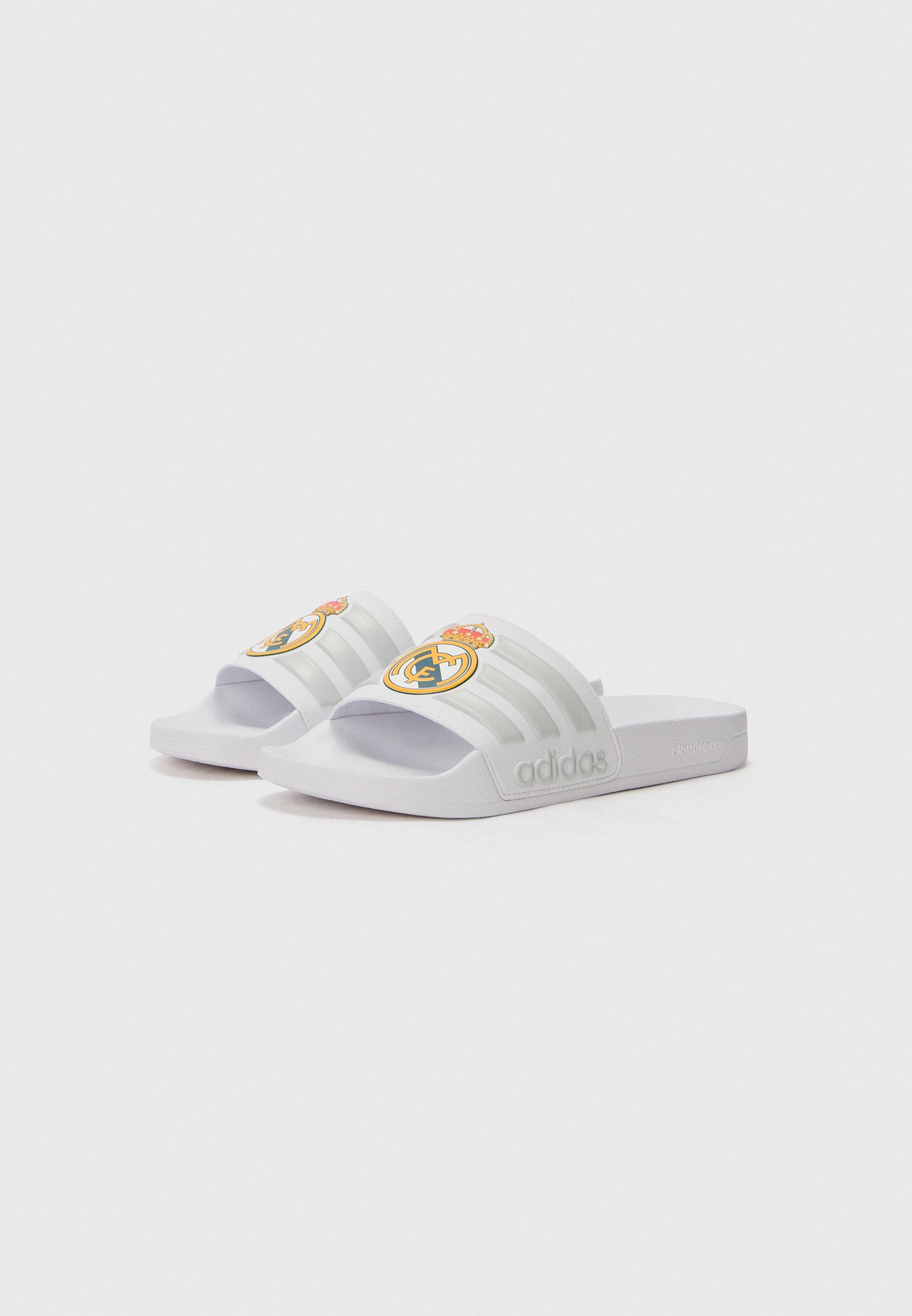 ADILETTE REAL MADRID UNISEX - Mules - white/solid grey