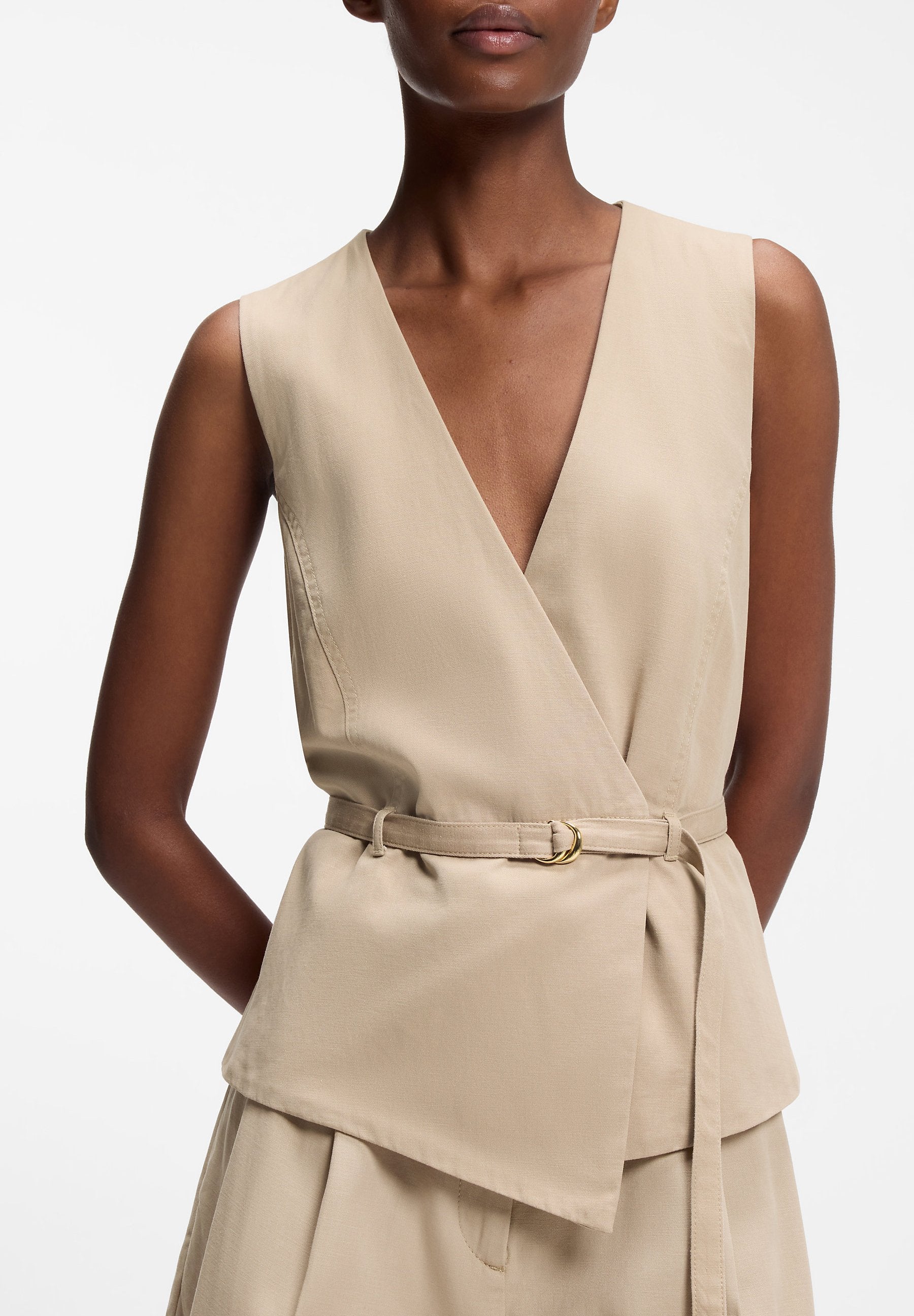 AHELLA - Waistcoat - light pastel brown
