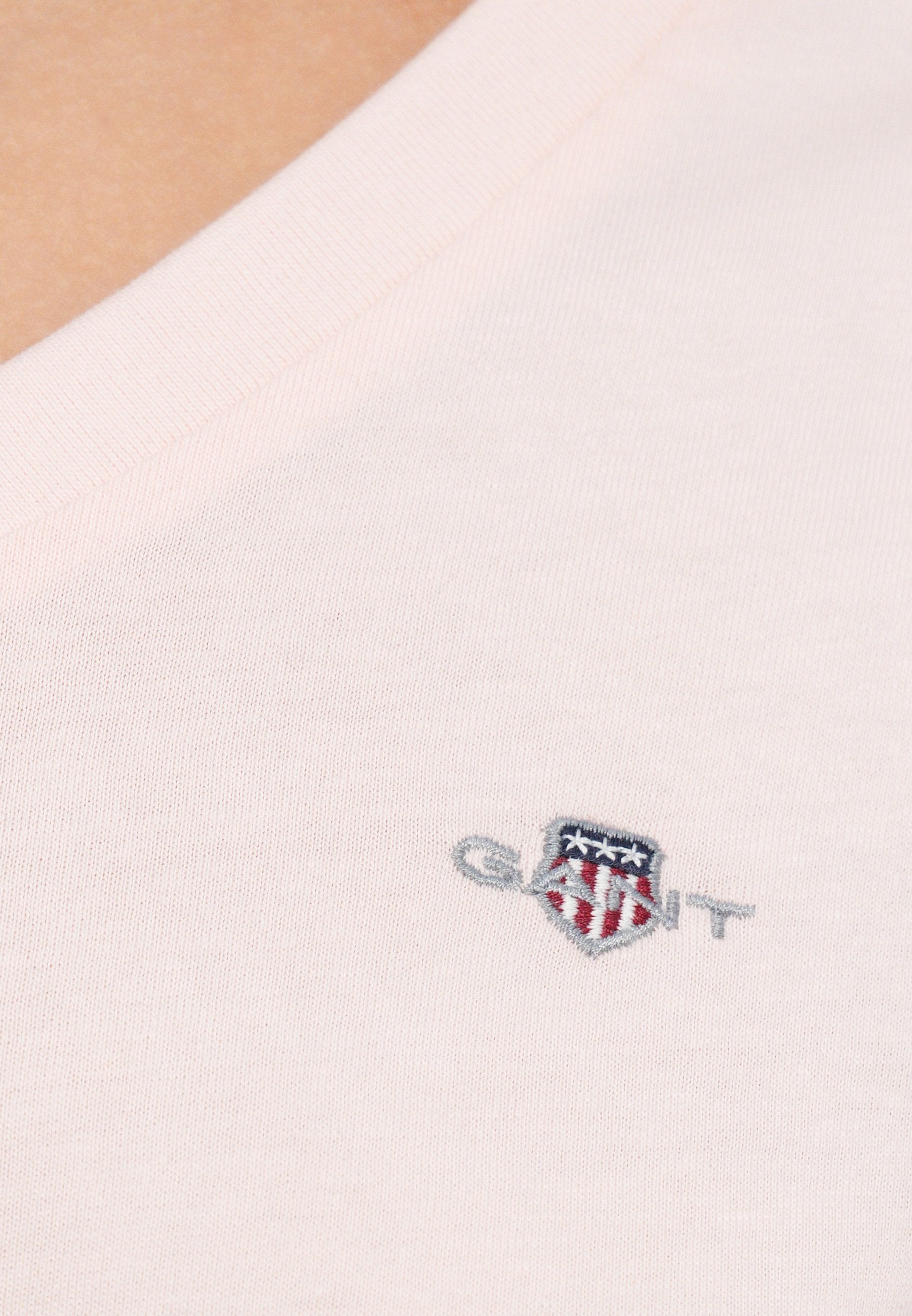 SHIELD V NECK - Basic T-shirt - peony pink